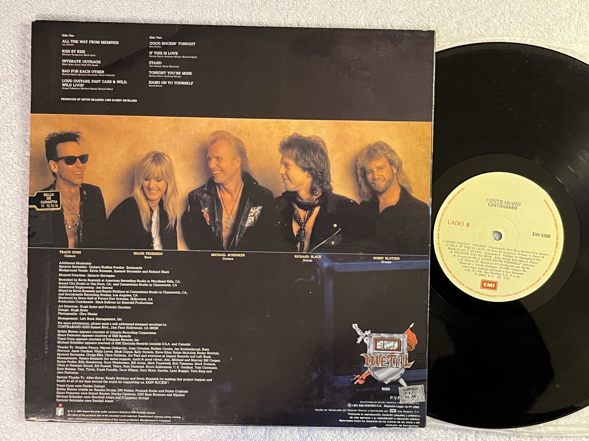 Omslagsbild för skivan CONTRABAND s/t LP -91 Venezuela EMI 9300