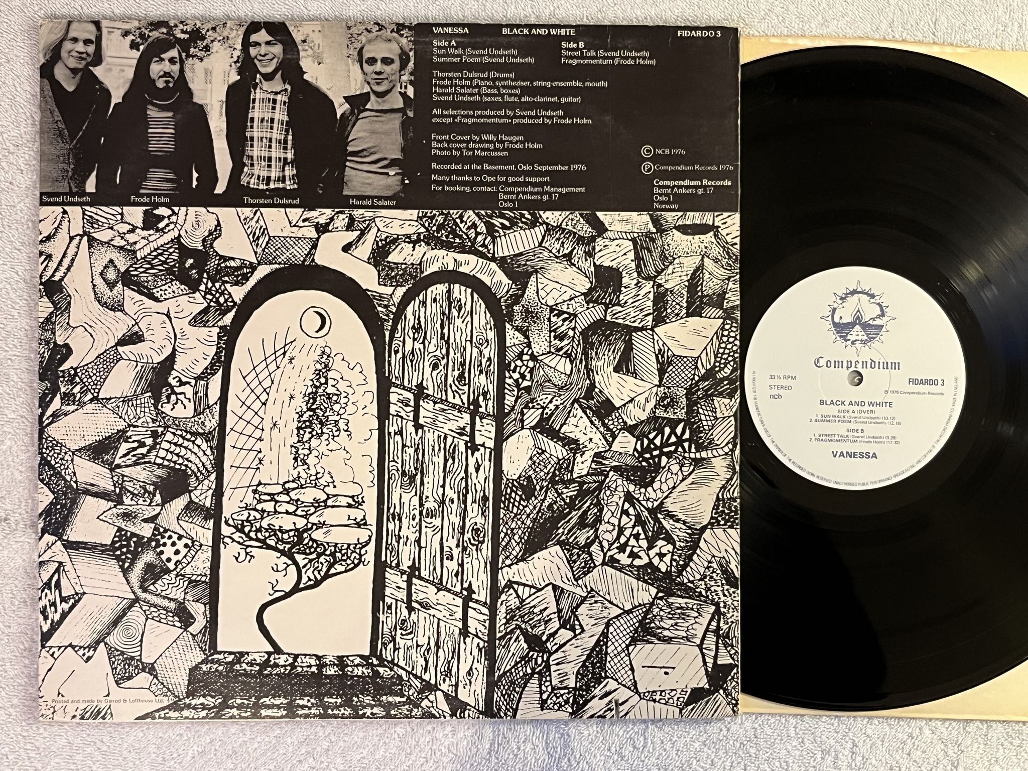 Omslagsbild för skivan VANESSA black and white LP -76 ncb COMPENDIUM FIDARDO 3 *** JAZZ-ROCK ***