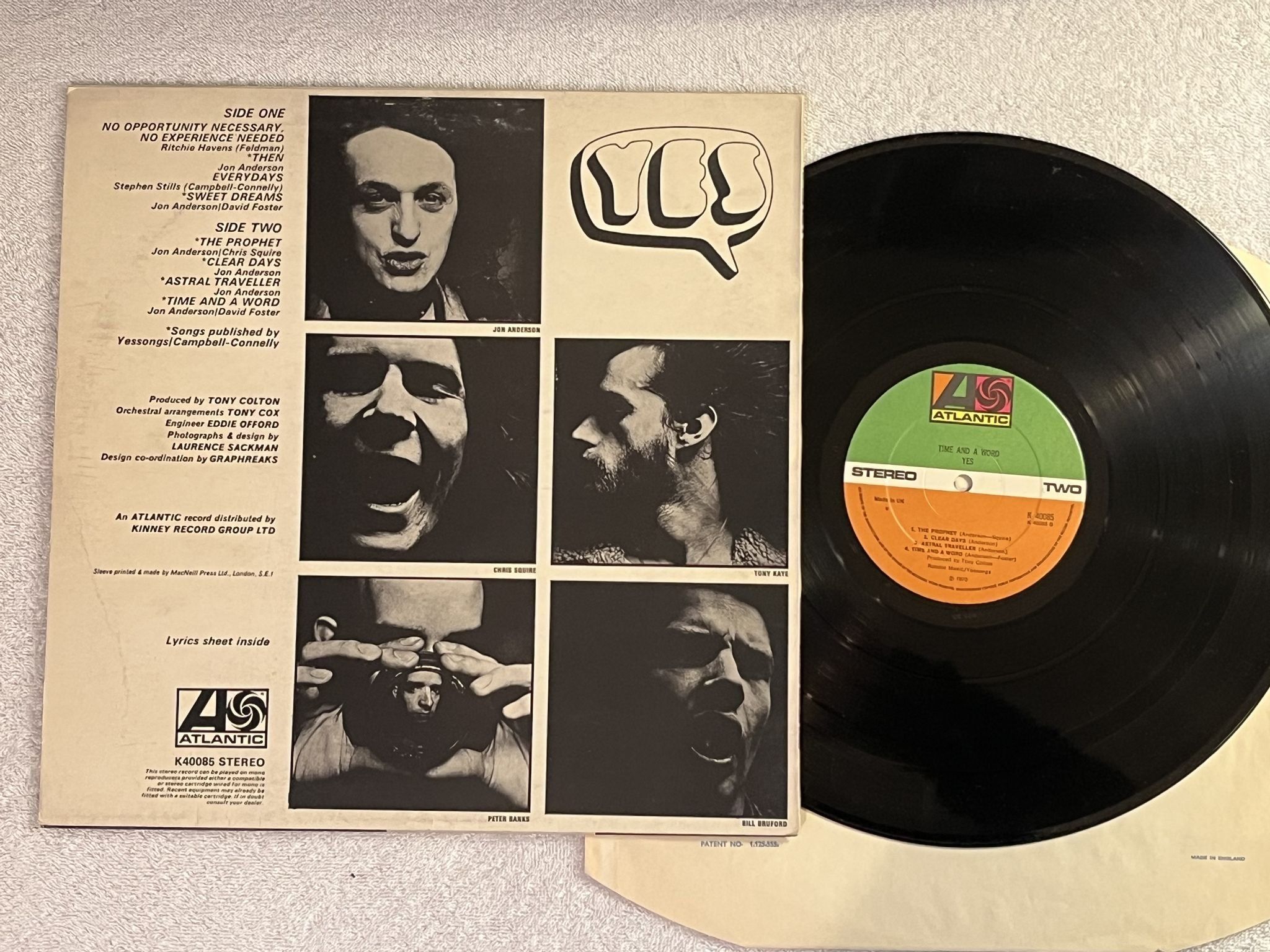 Omslagsbild för skivan YES time and a word LP UK ATLANTIC K 40085