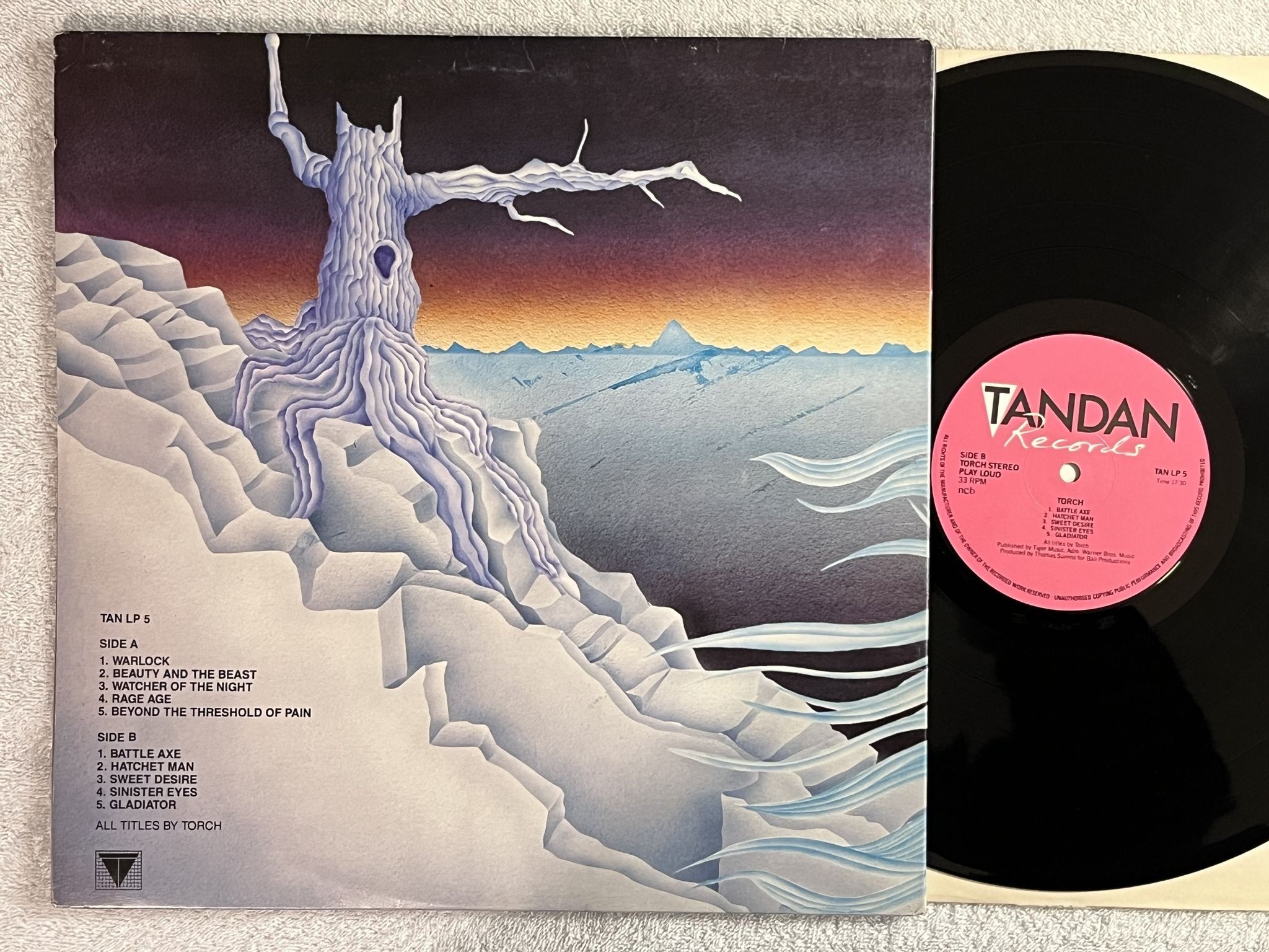 Omslagsbild för skivan TORCH s/t LP -83 Swe TANDAN TAN LP 5