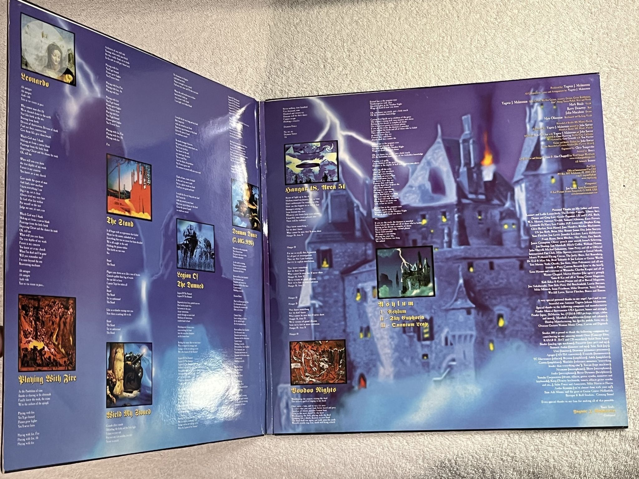 Omslagsbild för skivan YNGWIE J MALMSTEEN'S RISING FORCE Alchemy 2xLP -99 UK DREAM CATCHER RIDE 20