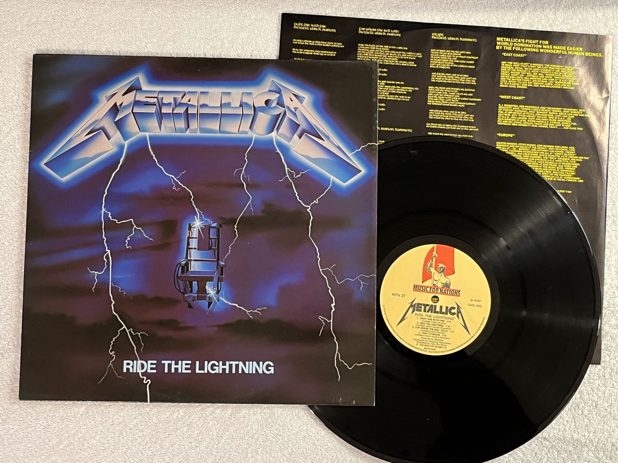 Omslagsbild för skivan METALLICA ride the lightning LP -84 UK MUSIC FOR NATIONS MFN 27