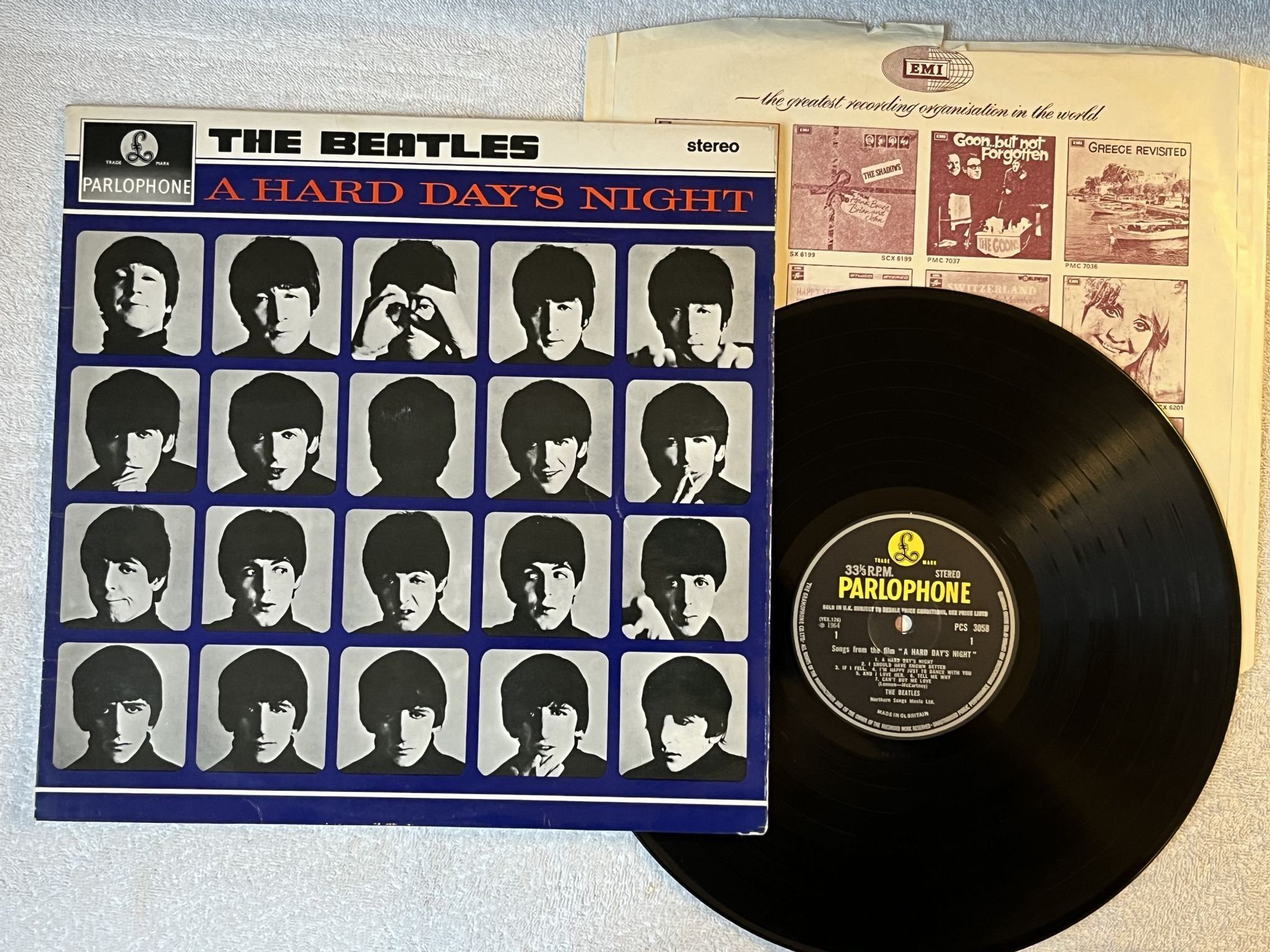 Omslagsbild för skivan THE BEATLES a hard day's night LP PARLOPHONE PCS 3058