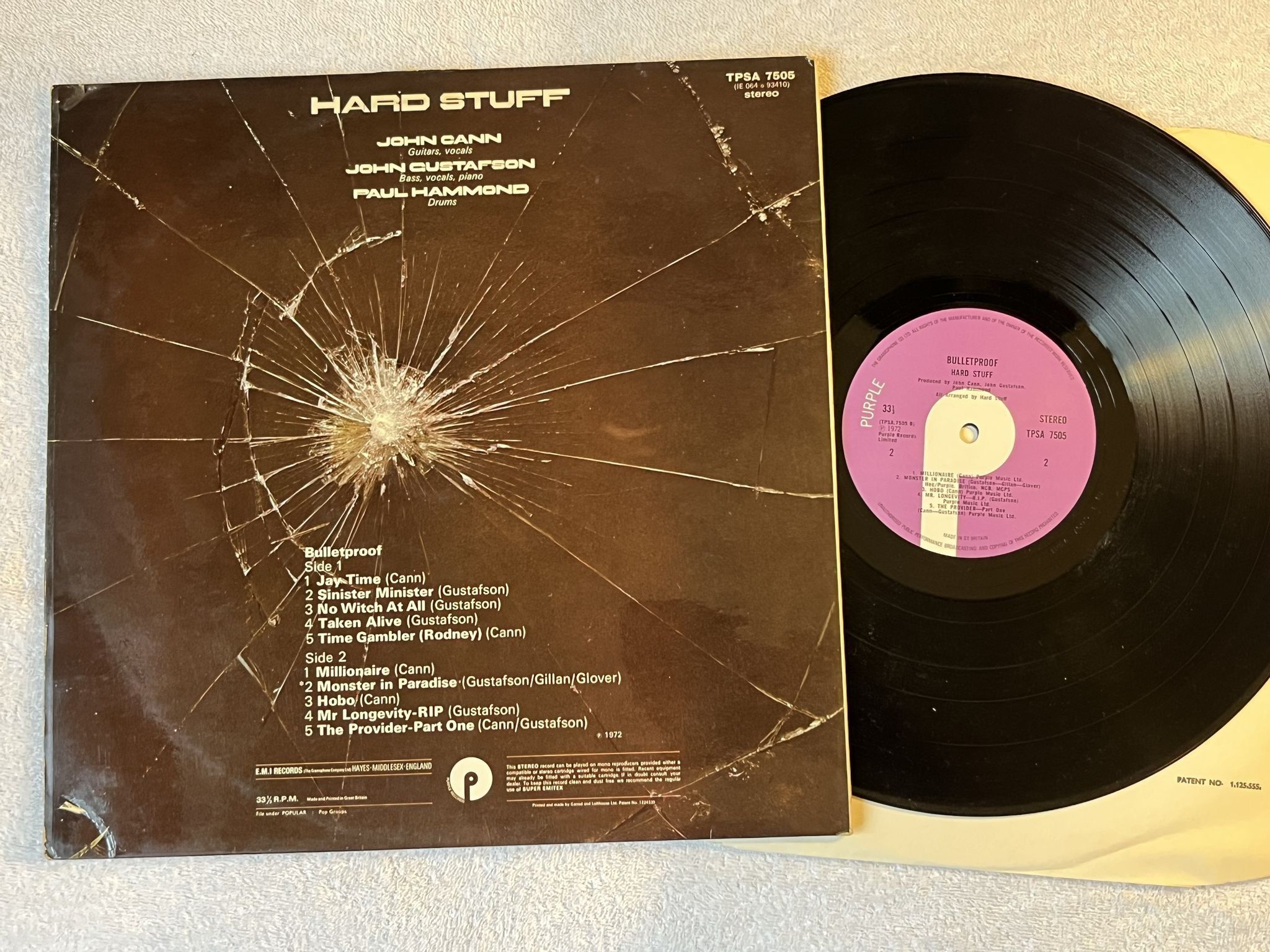 Omslagsbild för skivan HARD STUFF Bulletproof LP -72 UK PURPLE TPSA 7505 ** HARD ROCK **