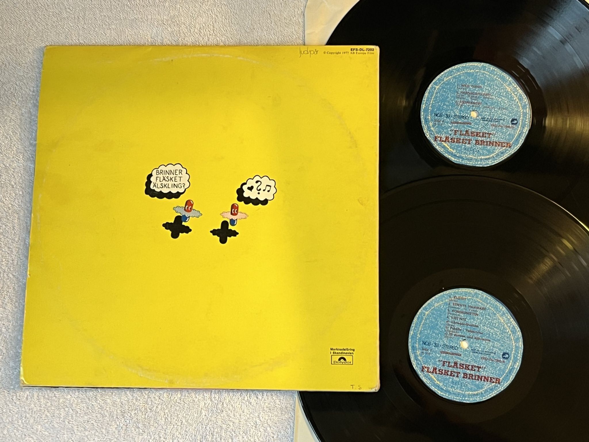 Omslagsbild för skivan FLÄSKET BRINNER fläsket 2xLP Swe LJUDSPÅR EFG-DL-7202