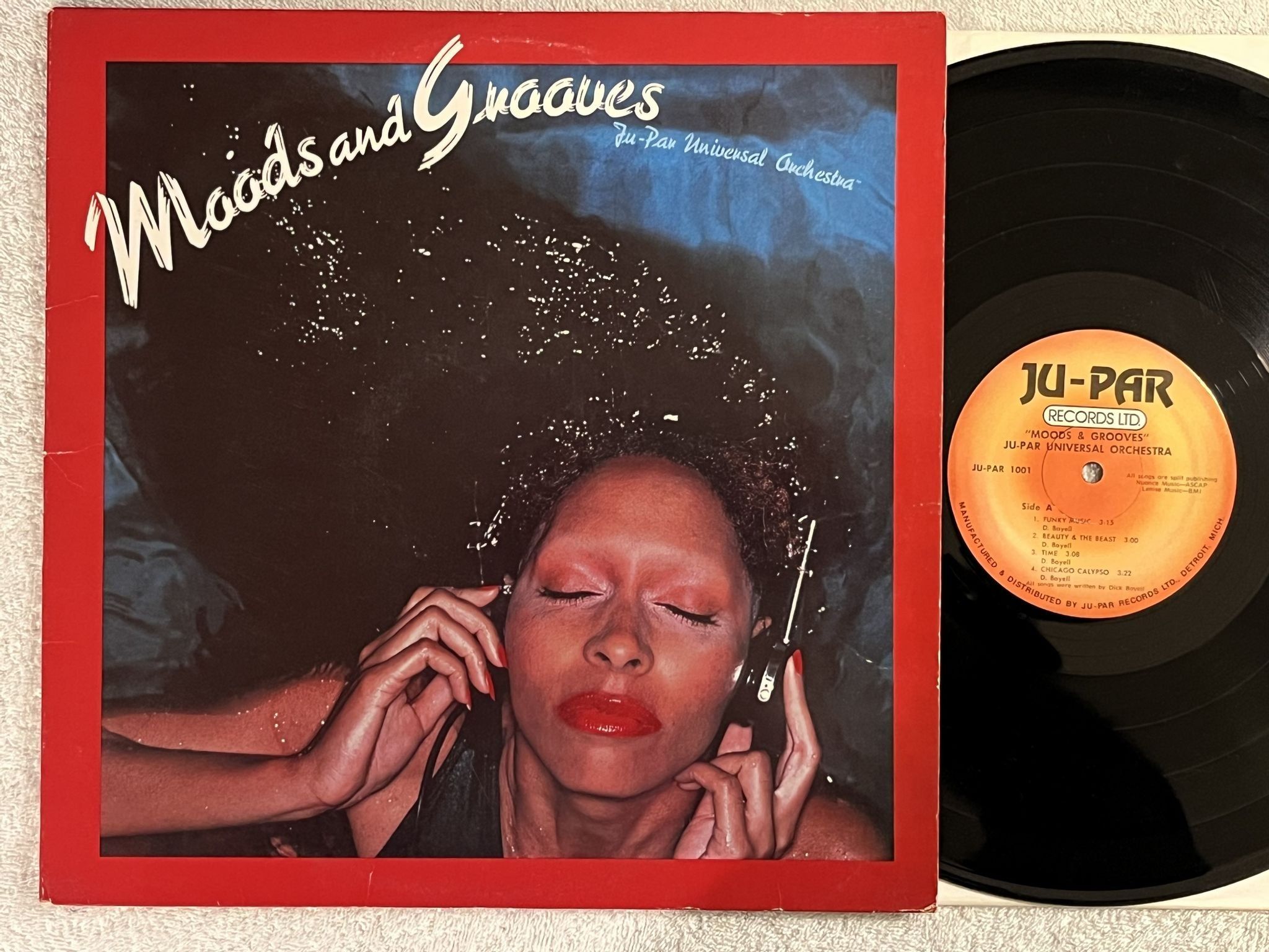 Omslagsbild för skivan JU-PAR UNIVERSAL ORCHESTRA moods & grooves LP re US JU-PAR RECORDS 1001