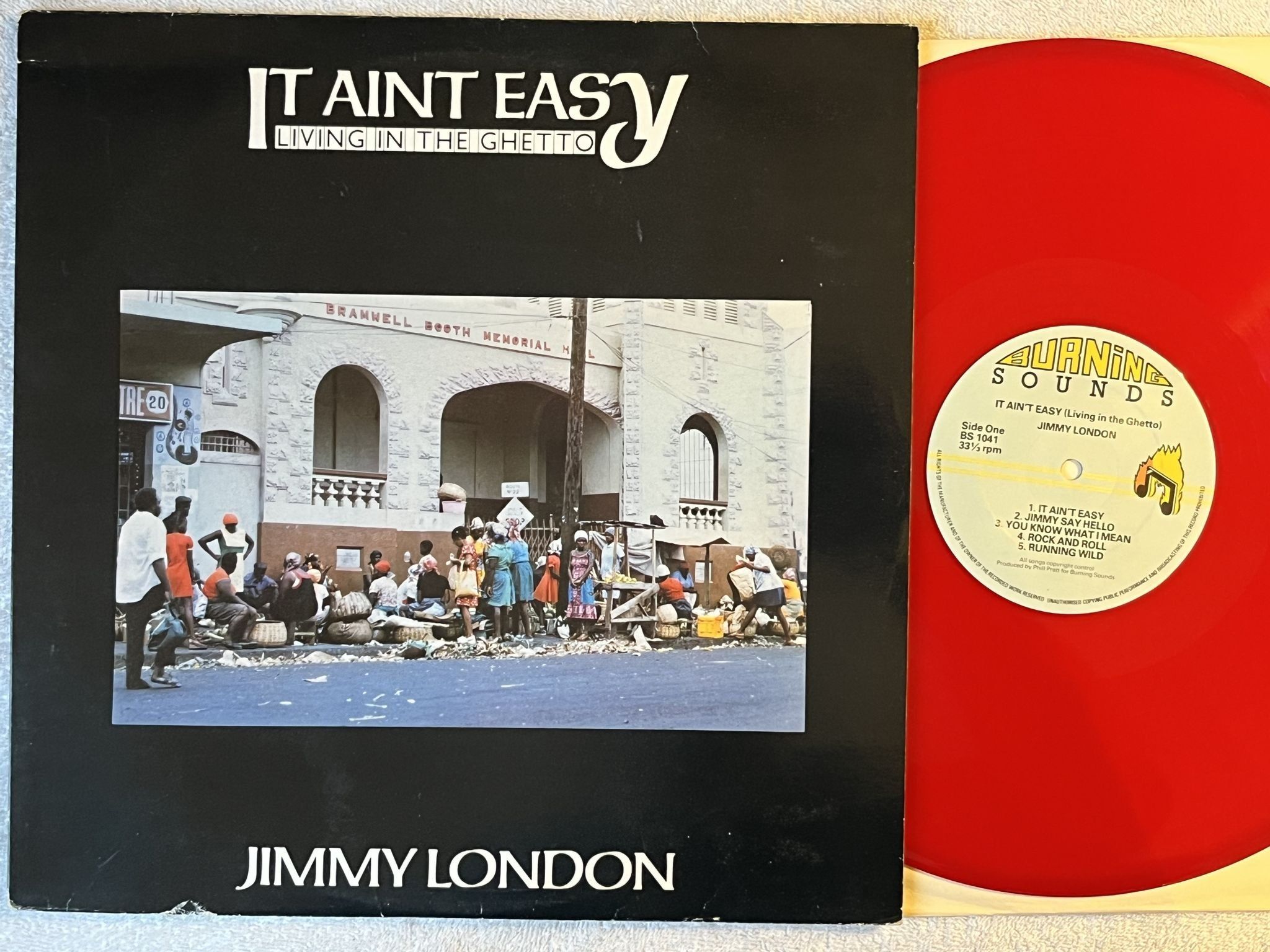 Omslagsbild för skivan JIMMY LONDON it ain't easy LP -80 UK BURNING SOUNDS BS 1041 *** RED VINYL ***