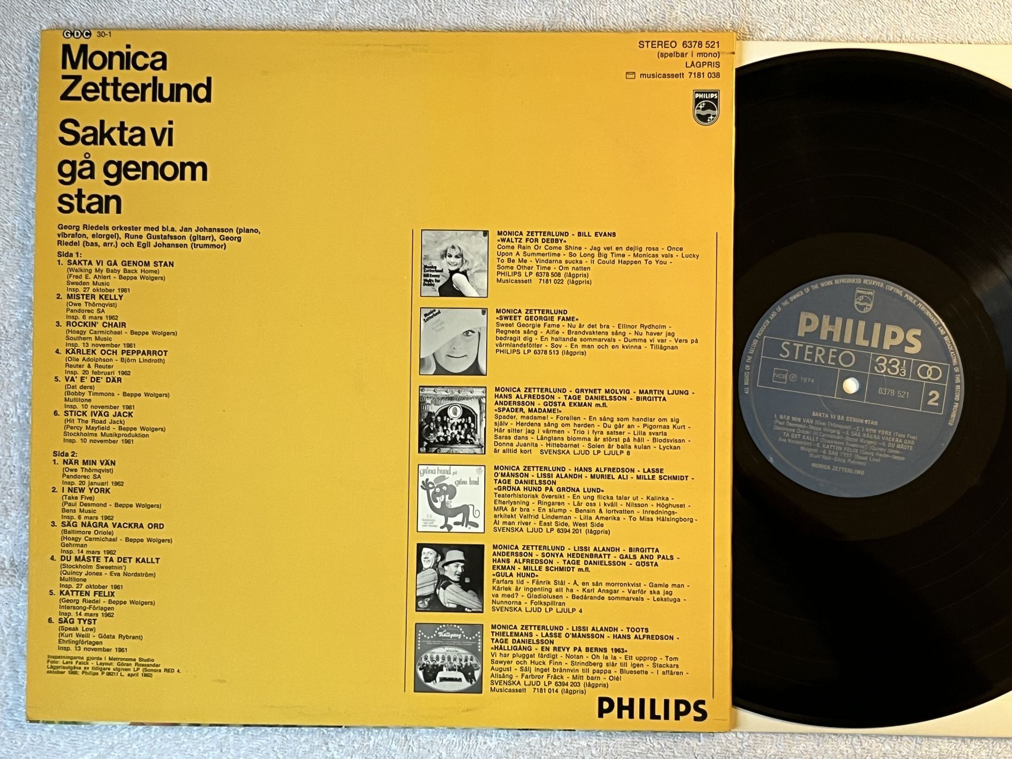 Omslagsbild för skivan MONICA ZETTERLUND sakta vi gå genom stan LP -74 PHILIPS 6378521