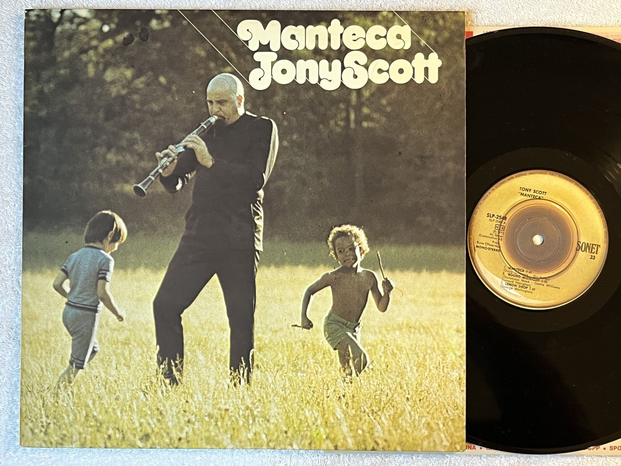 Omslagsbild för skivan TONY SCOTT manteca LP -73 Swe SONET SLP 2548 *** Sabu Martinez ***