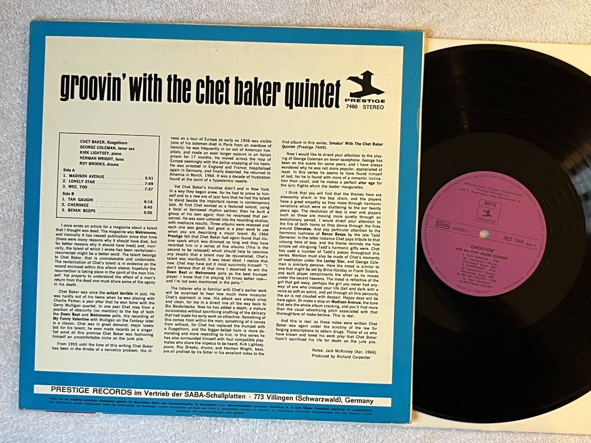 Omslagsbild för skivan THE CHET BAKER QUINTET Groovin' With The LP -68 Ger MPS PRST 7460