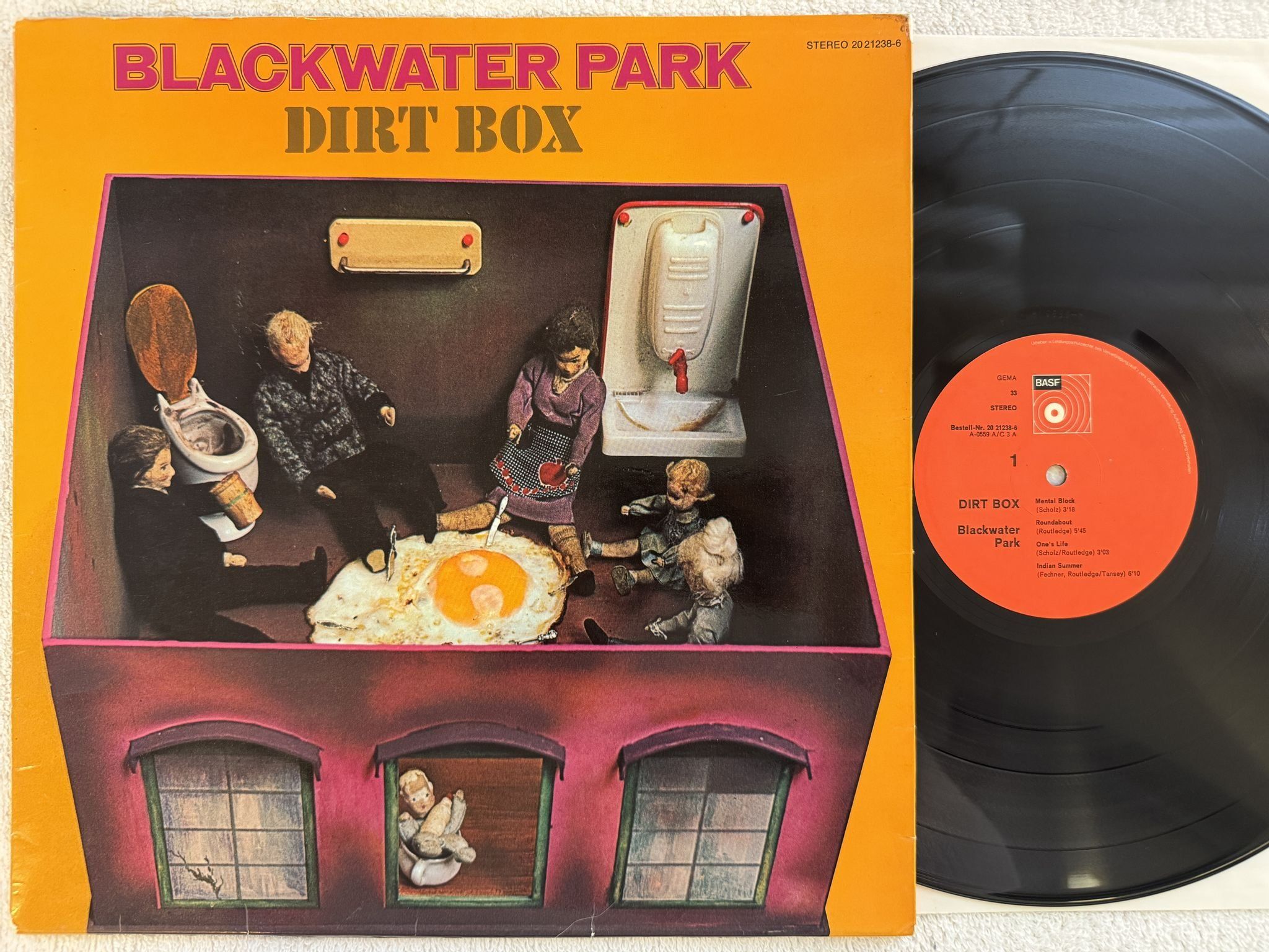 Omslagsbild för skivan BLACKWATER PARK Dirt Box LP -72 Ger BASF 2021238-6 *** SUPERB ALBUM ***