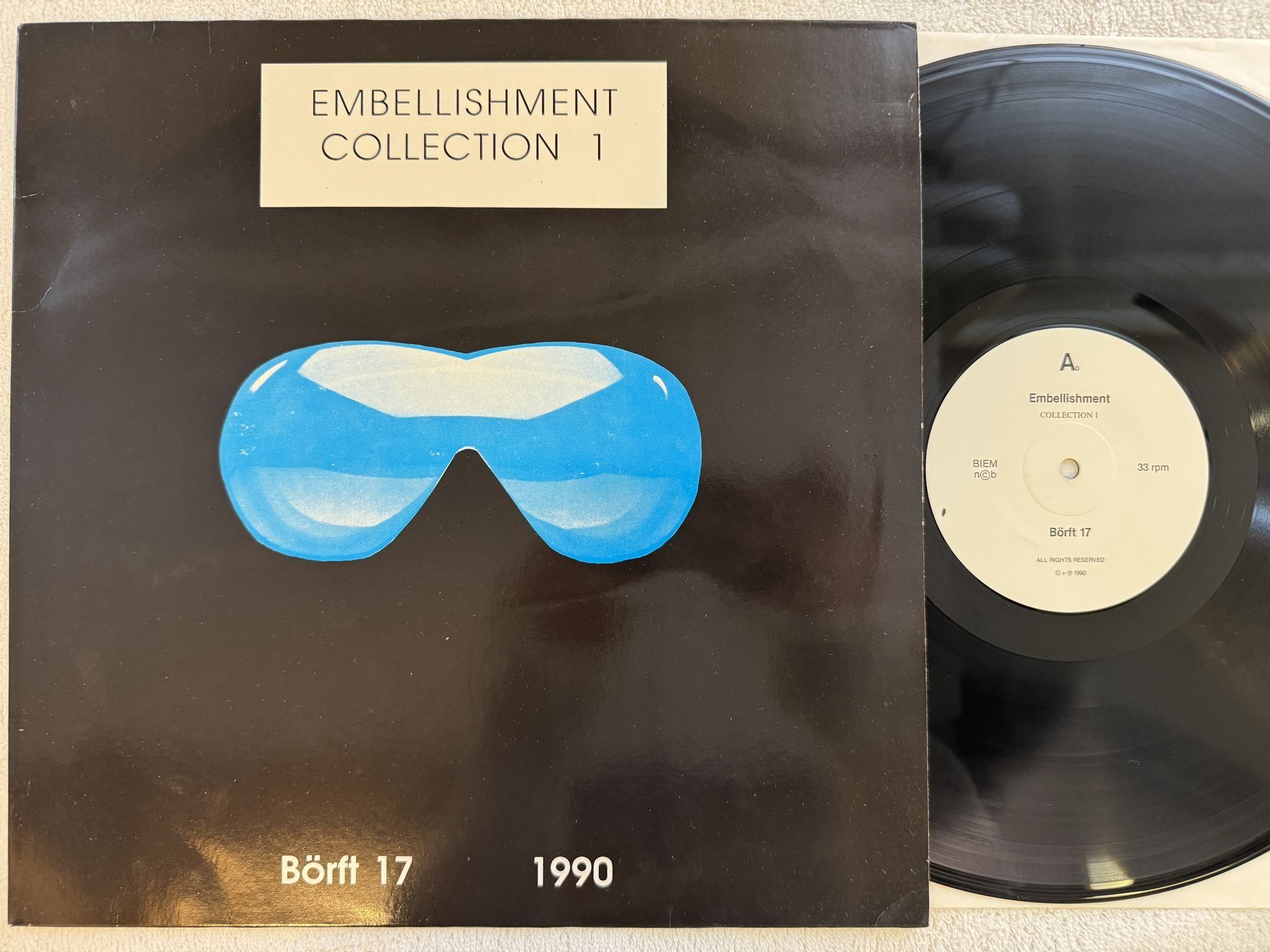 Omslagsbild för skivan V/A Embellishment Collection 1 LP -90 börft 17