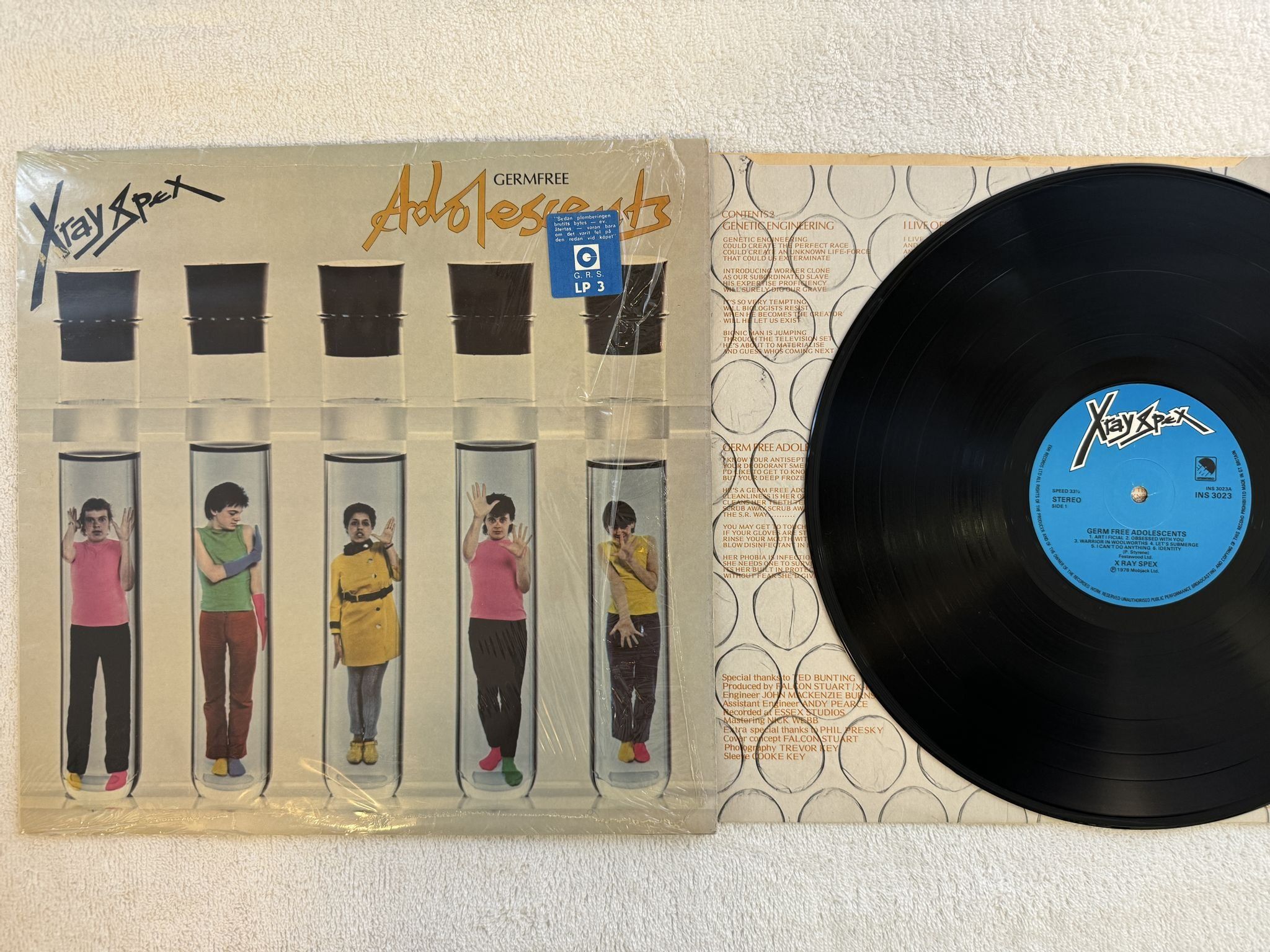 Omslagsbild för skivan X-RAY SPEX Germfree Adolescents LP -78 UK EMI INS 3023 *** PUNK ROCK ***