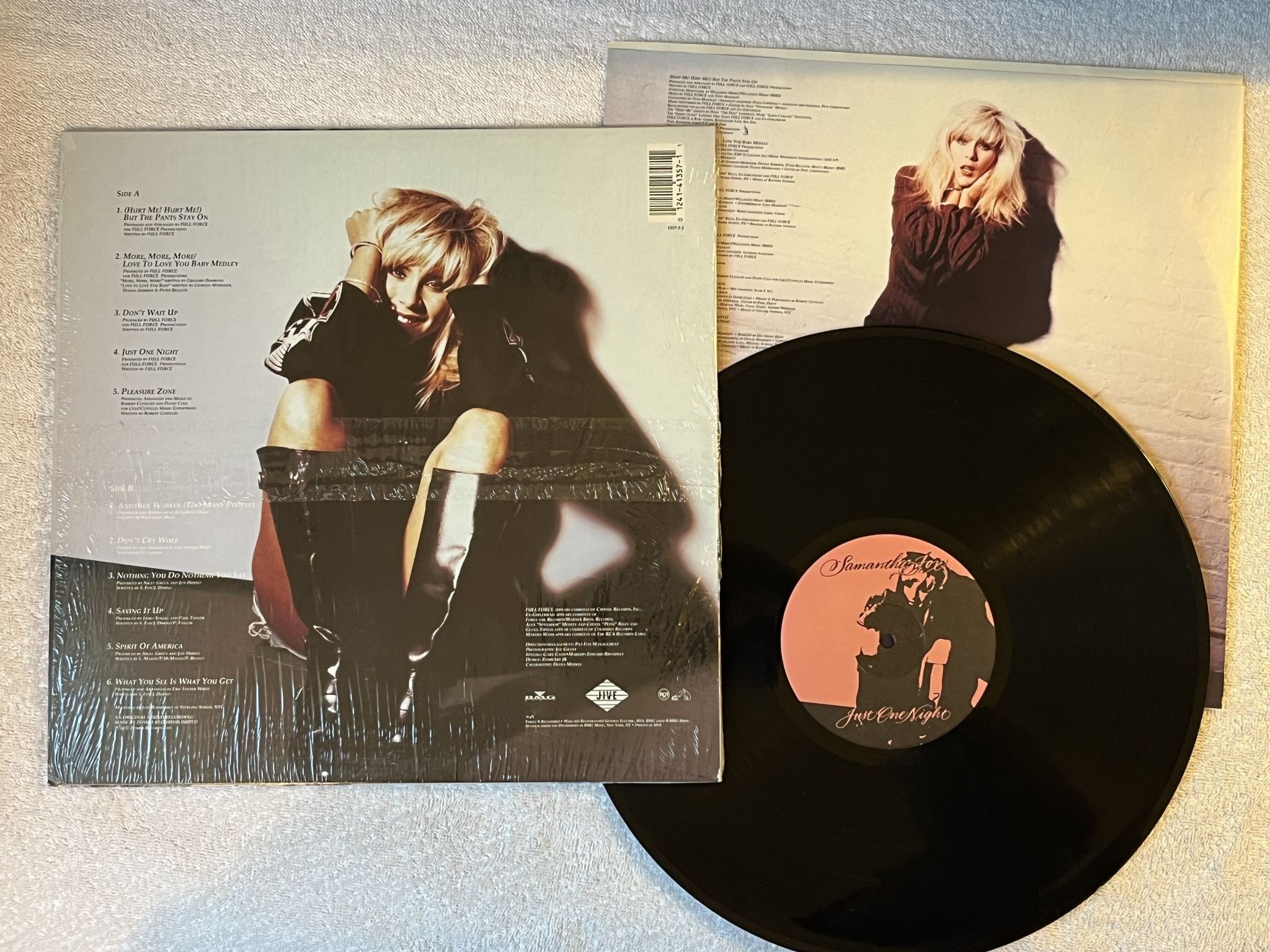 Omslagsbild för skivan Samantha Fox Just One Night LP -91 US JIVE 1357-1-J