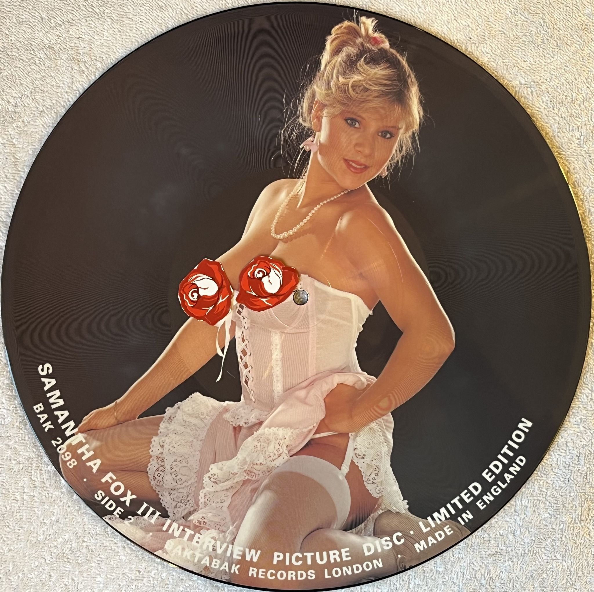 Omslagsbild för skivan SAMANTHA FOX Interview Picture Disc 12" BAK 2098