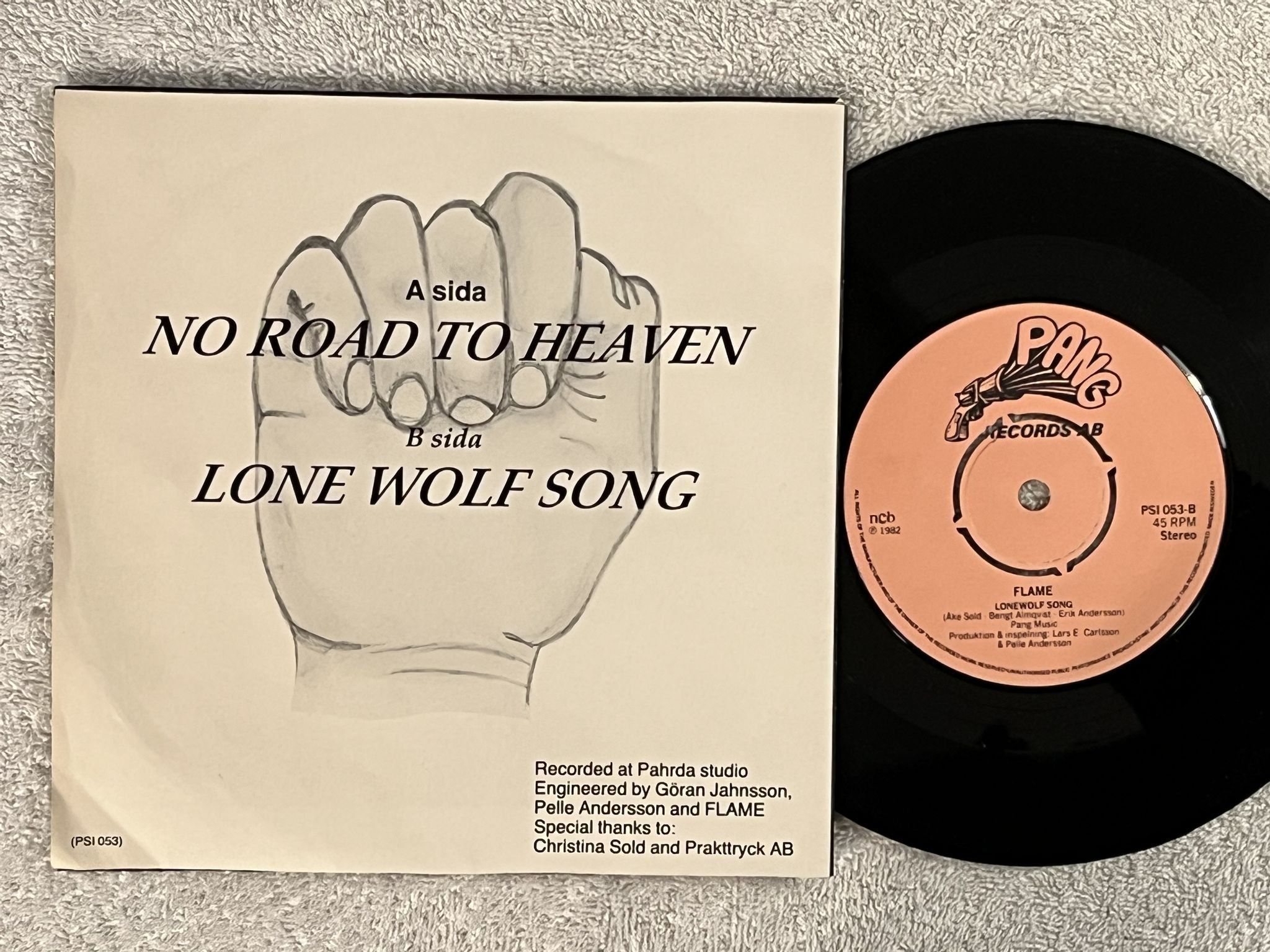 Omslagsbild för skivan FLAME No Road To Heaven 7" -82 Swe PANG PSI 053 *** Rare swedish metal ***