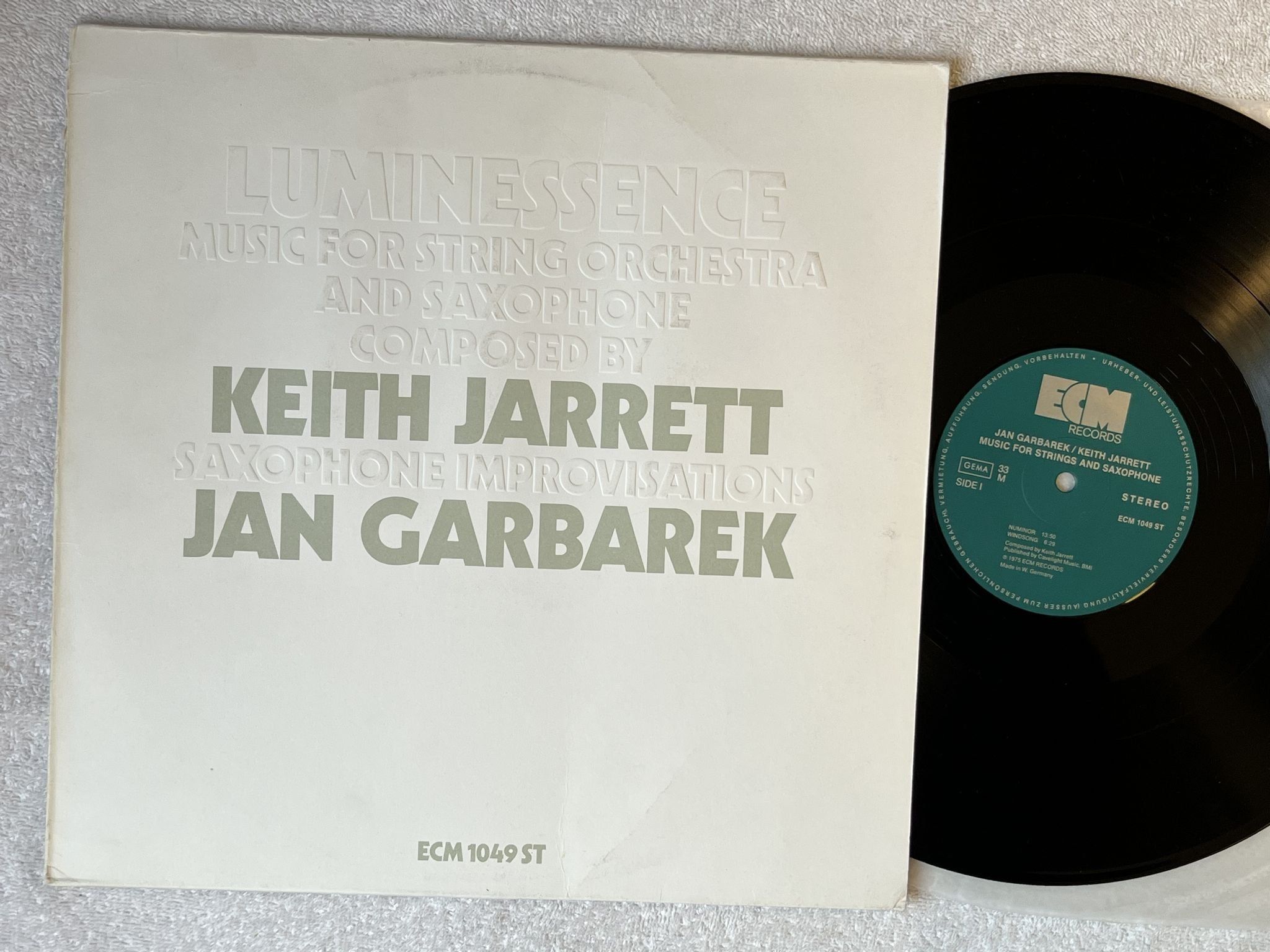 Omslagsbild för skivan KEITH JARRETT / JAN GARBAREK Luminessence LP -75 Ger ECM 1049 ST