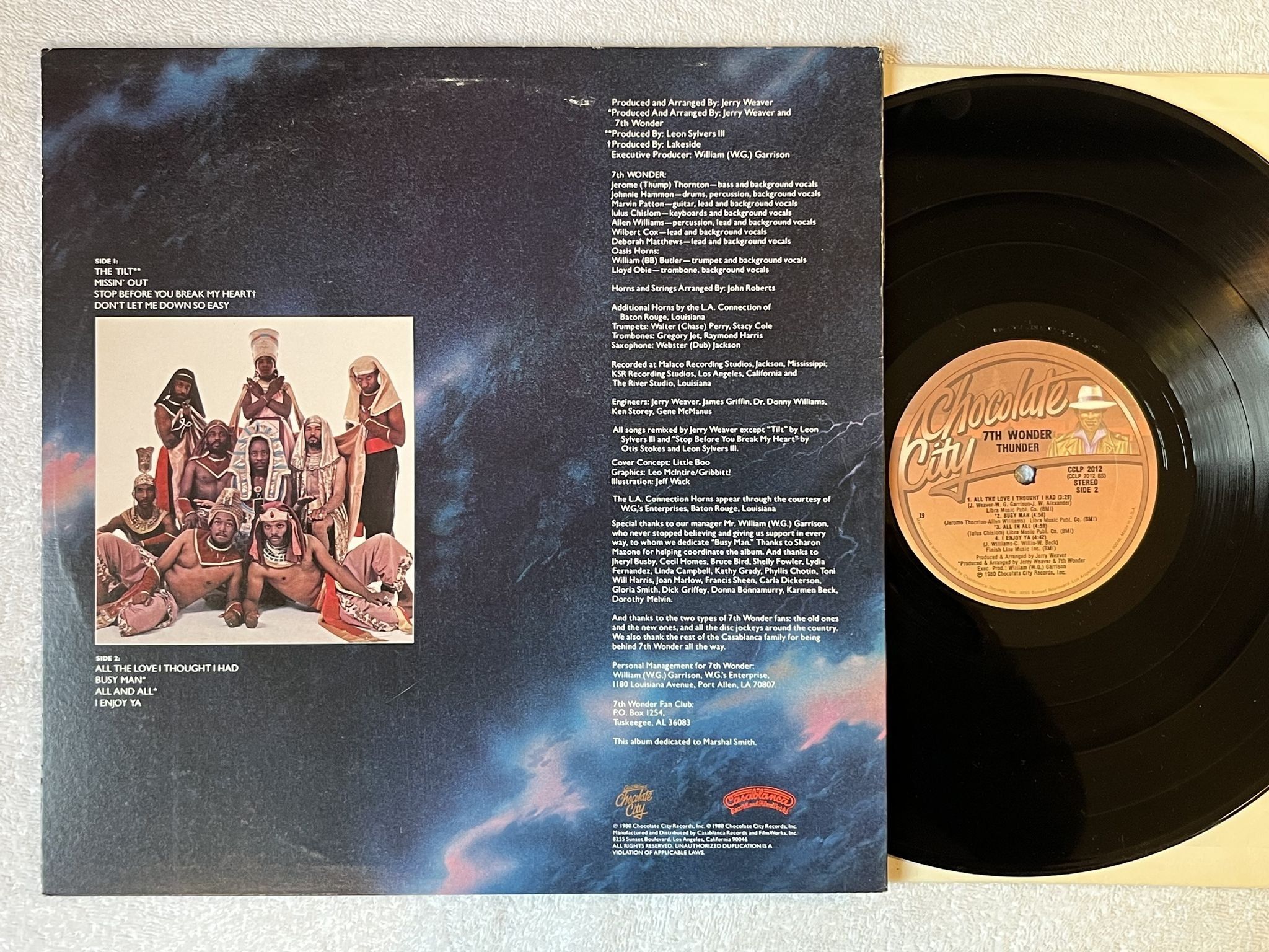 Omslagsbild för skivan 7TH WONDER thunder LP -80 US CHOCOLATE CITY CCLP 2012