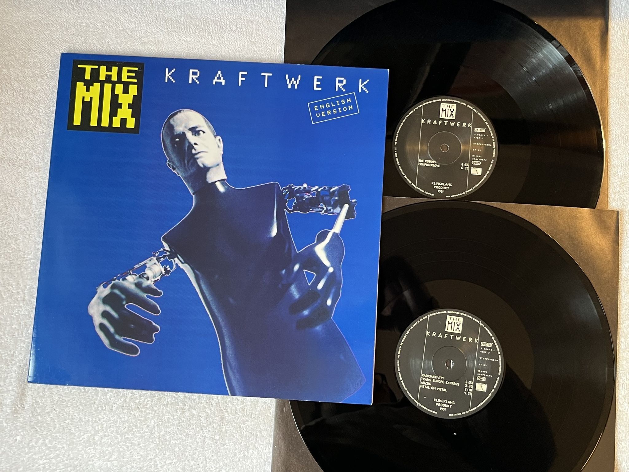 Omslagsbild för skivan KRAFTWERK The Mix 2xLP -91 Ger KLING KLANG 1C 164-7 96671 1
