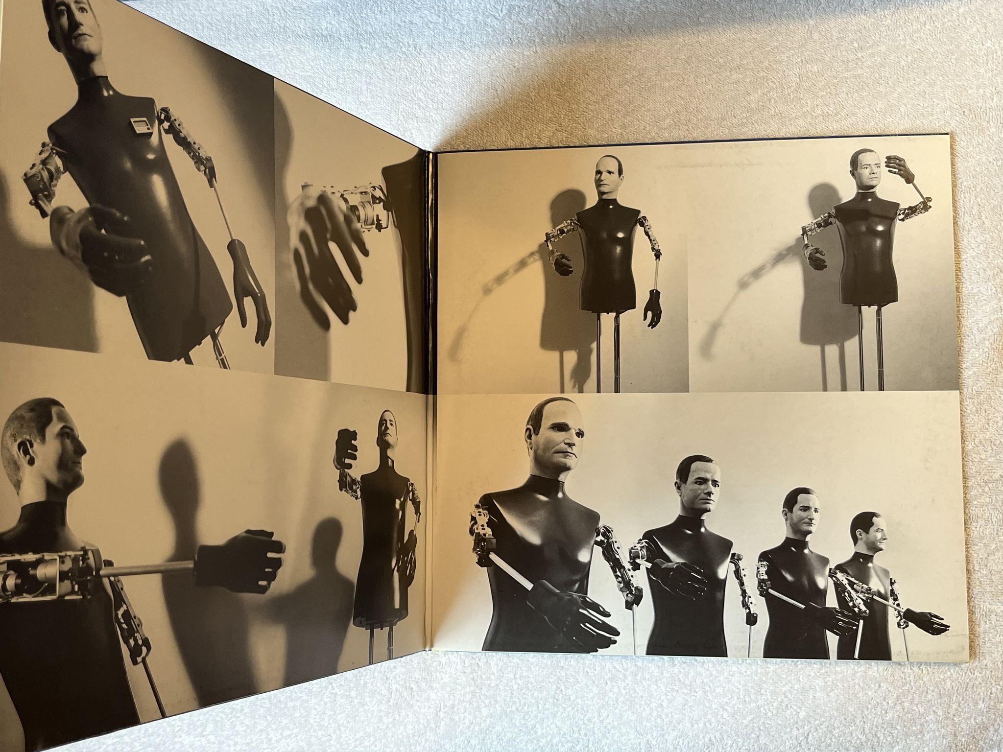 Omslagsbild för skivan KRAFTWERK The Mix 2xLP -91 Ger KLING KLANG 1C 164-7 96671 1
