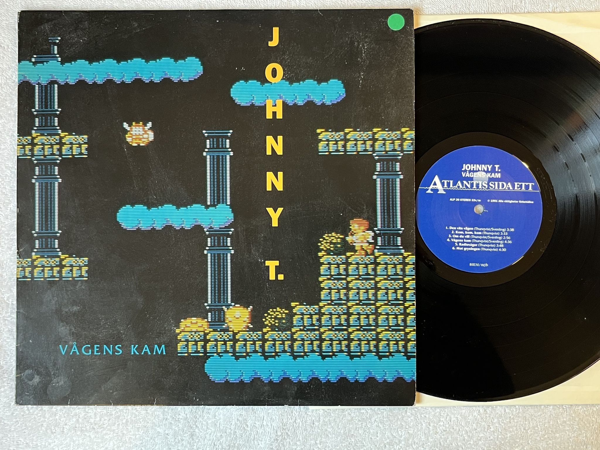 Omslagsbild för skivan JOHNNY T Vågens Kam LP -91 Swe ATLANTIS ALP 20