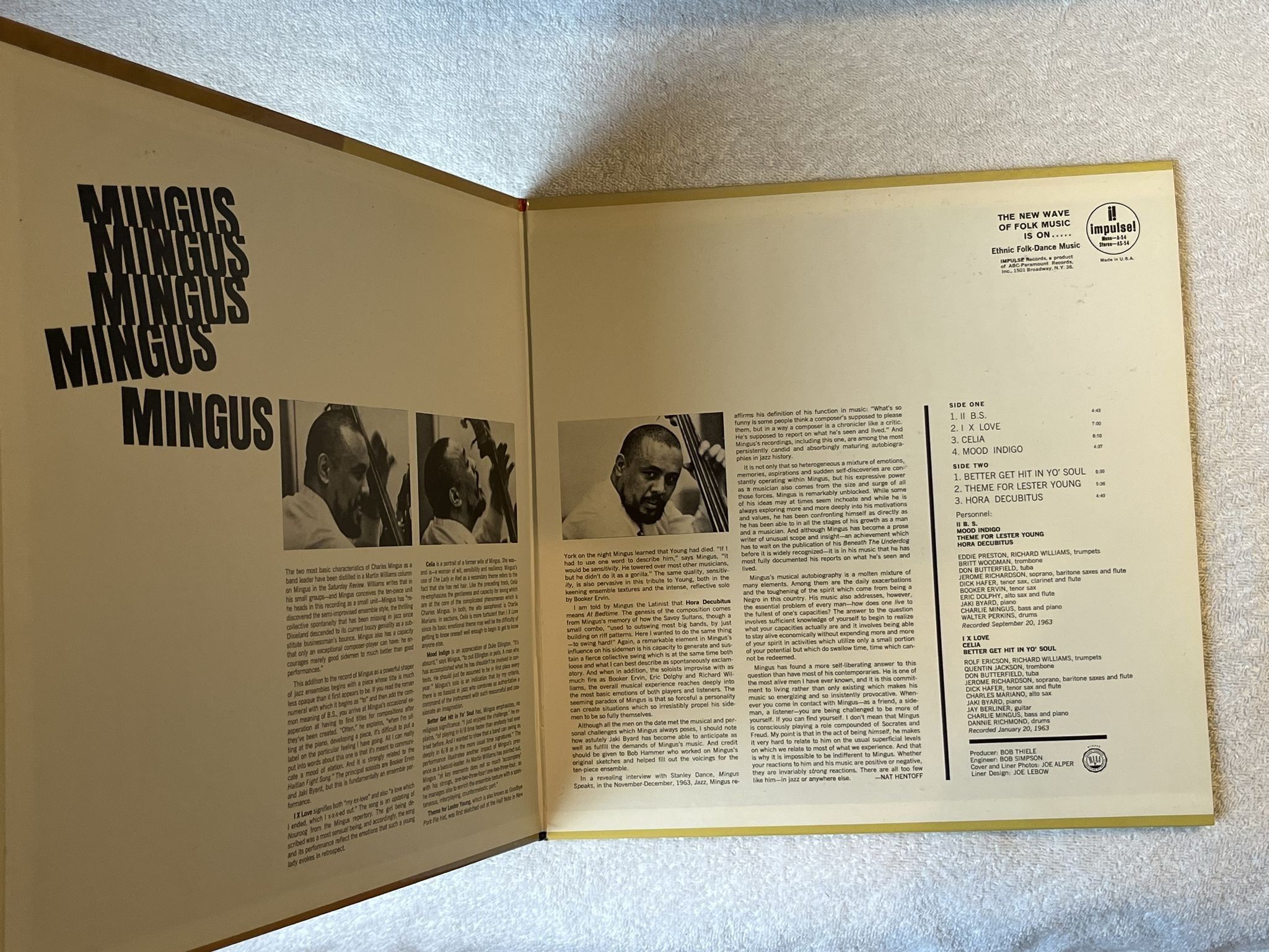 Omslagsbild för skivan CHARLES MINGUS Mingus Mingus Mingus LP -64 US IMPULSE AS-54