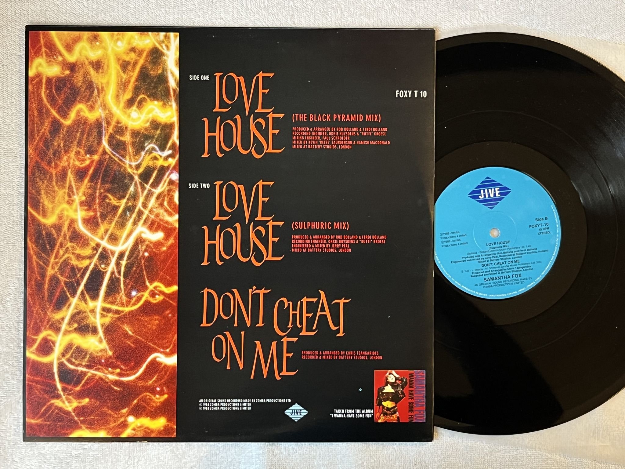 Omslagsbild för skivan SAMANTHA FOX love house 12"single -88 JIVE FOXY -10