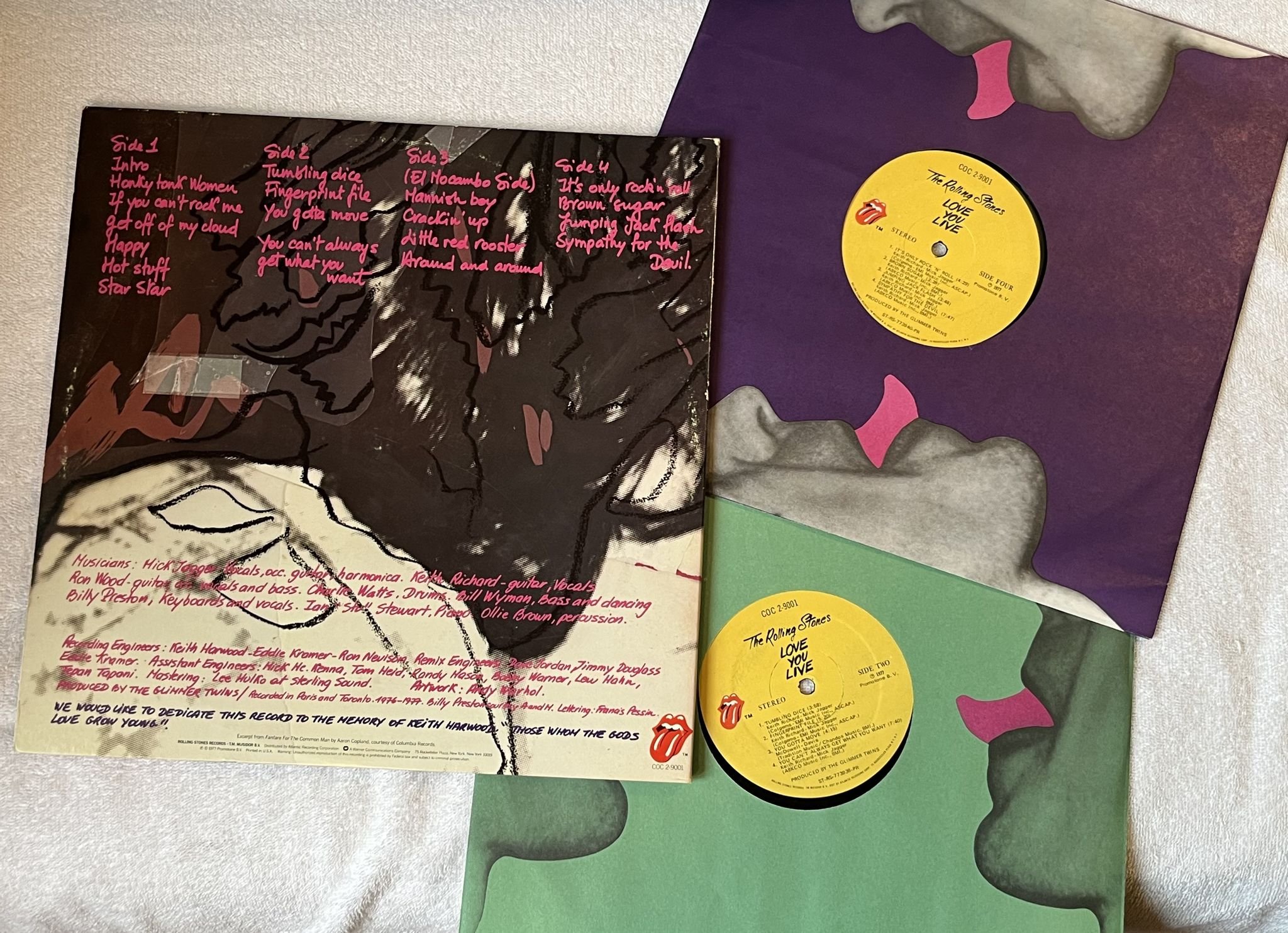 Omslagsbild för skivan THE ROLLING STONES love you live 2xLP -77 US COC 2-9001 *** Warhol art cover ***