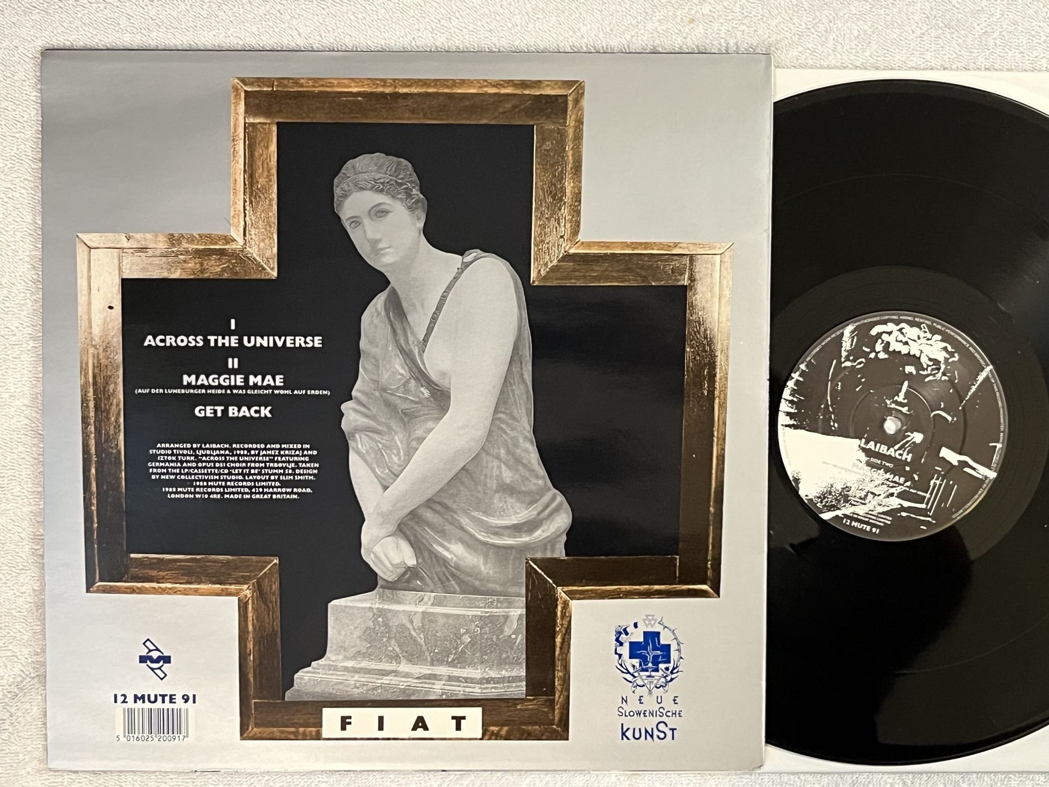 Omslagsbild för skivan LAIBACH Across The Universe 12" -88 UK MUTE 12 MUTE 91