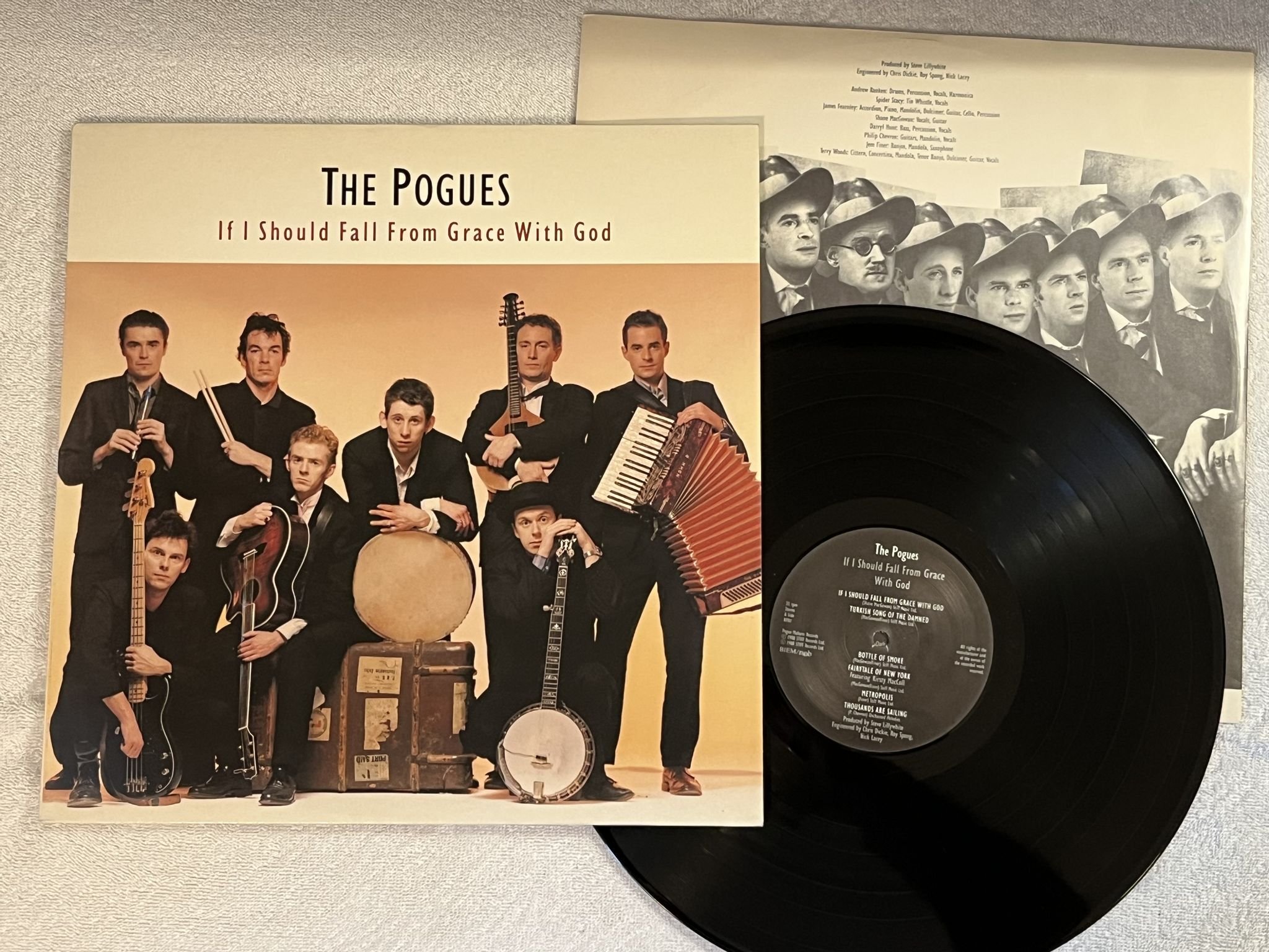 Omslagsbild för skivan THE POGUES If I Should Fall From Grace With God LP -88 ncb POGUE MAHONE NYR 1