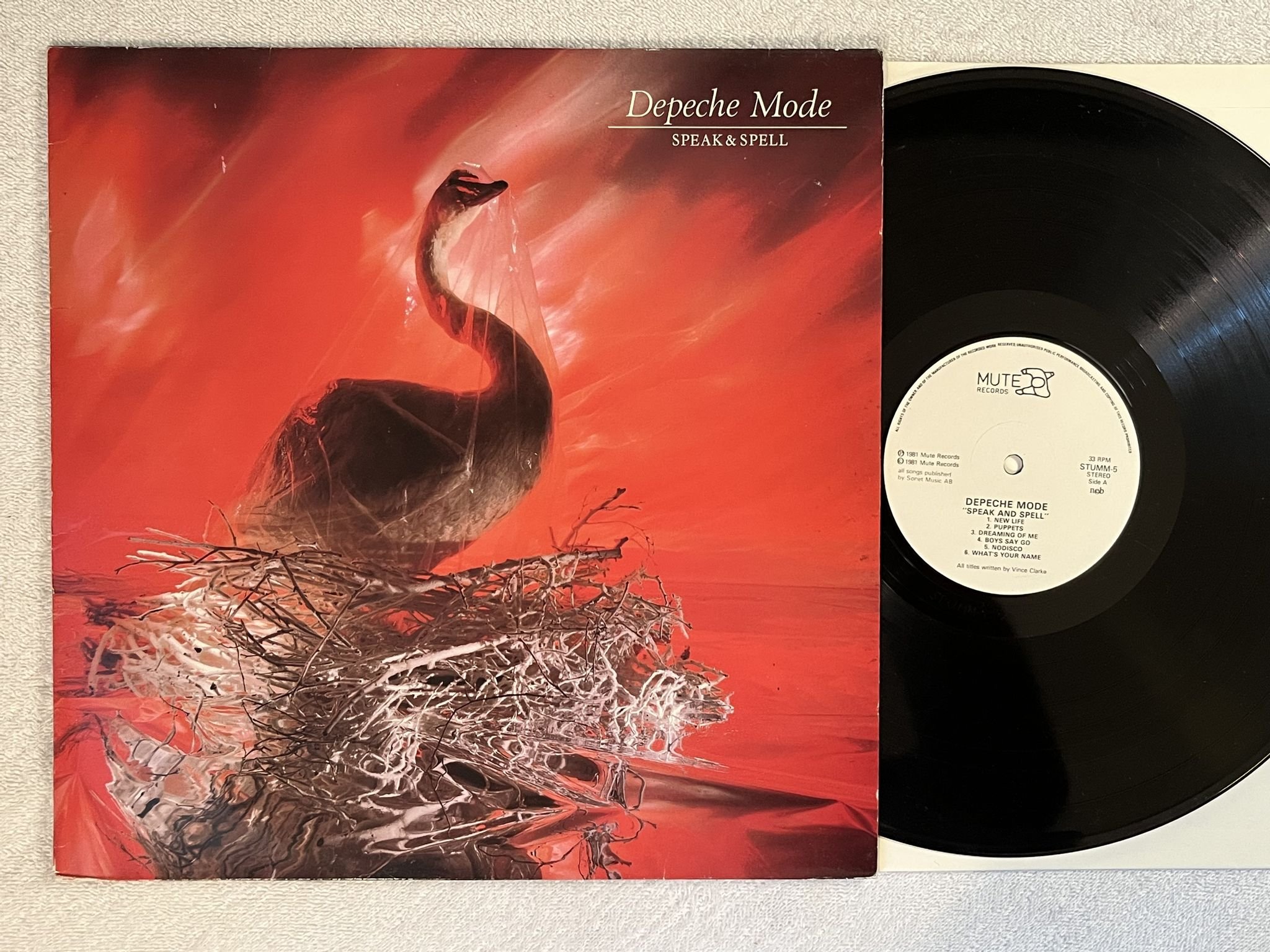 Omslagsbild för skivan DEPECHE MODE Speak & Spell LP -81 ncb MUTE STUMM 5