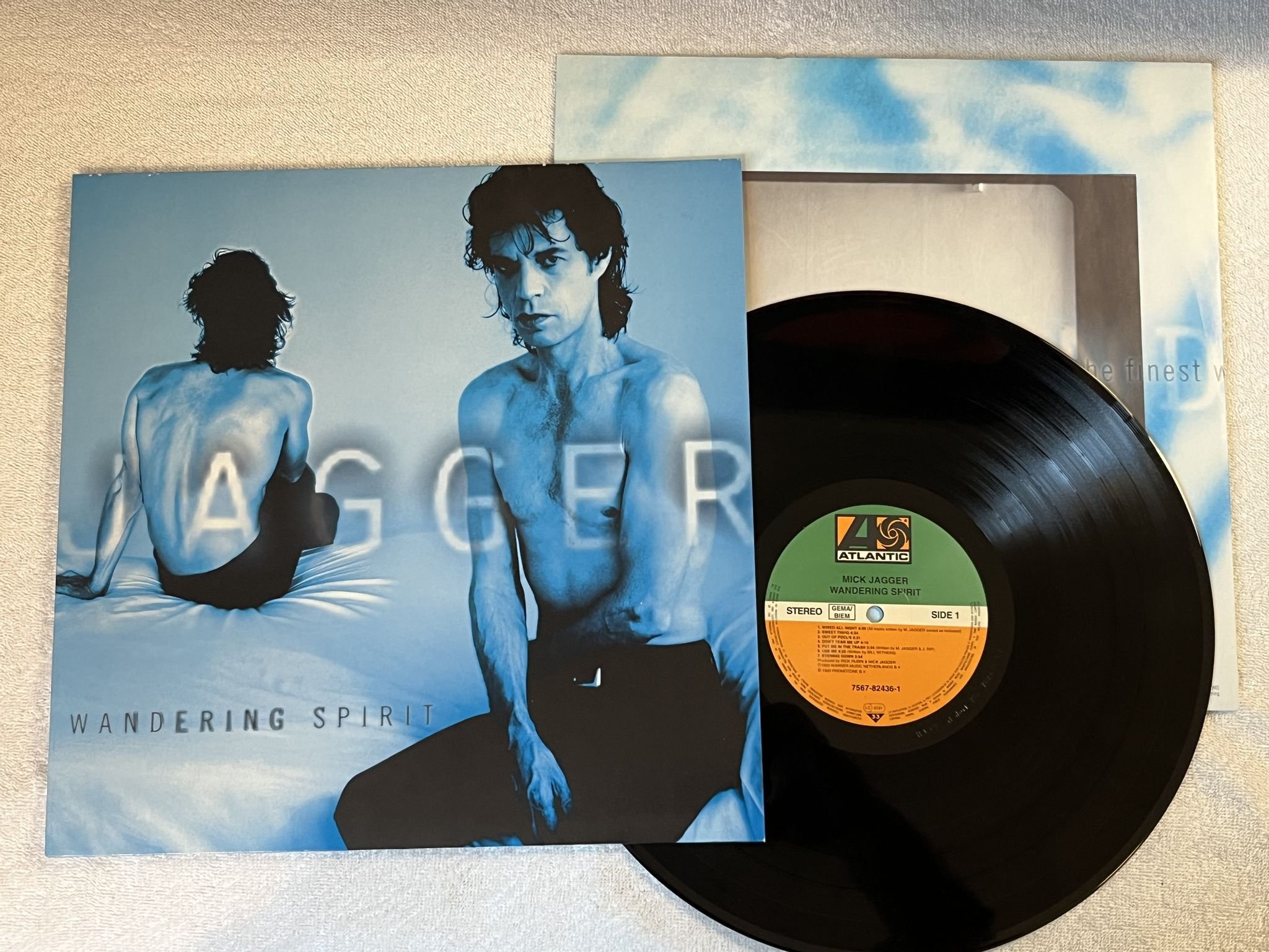 Omslagsbild för skivan MICK JAGGER Wandering Spirit LP -93 ATLANTIC 7567-82436-1