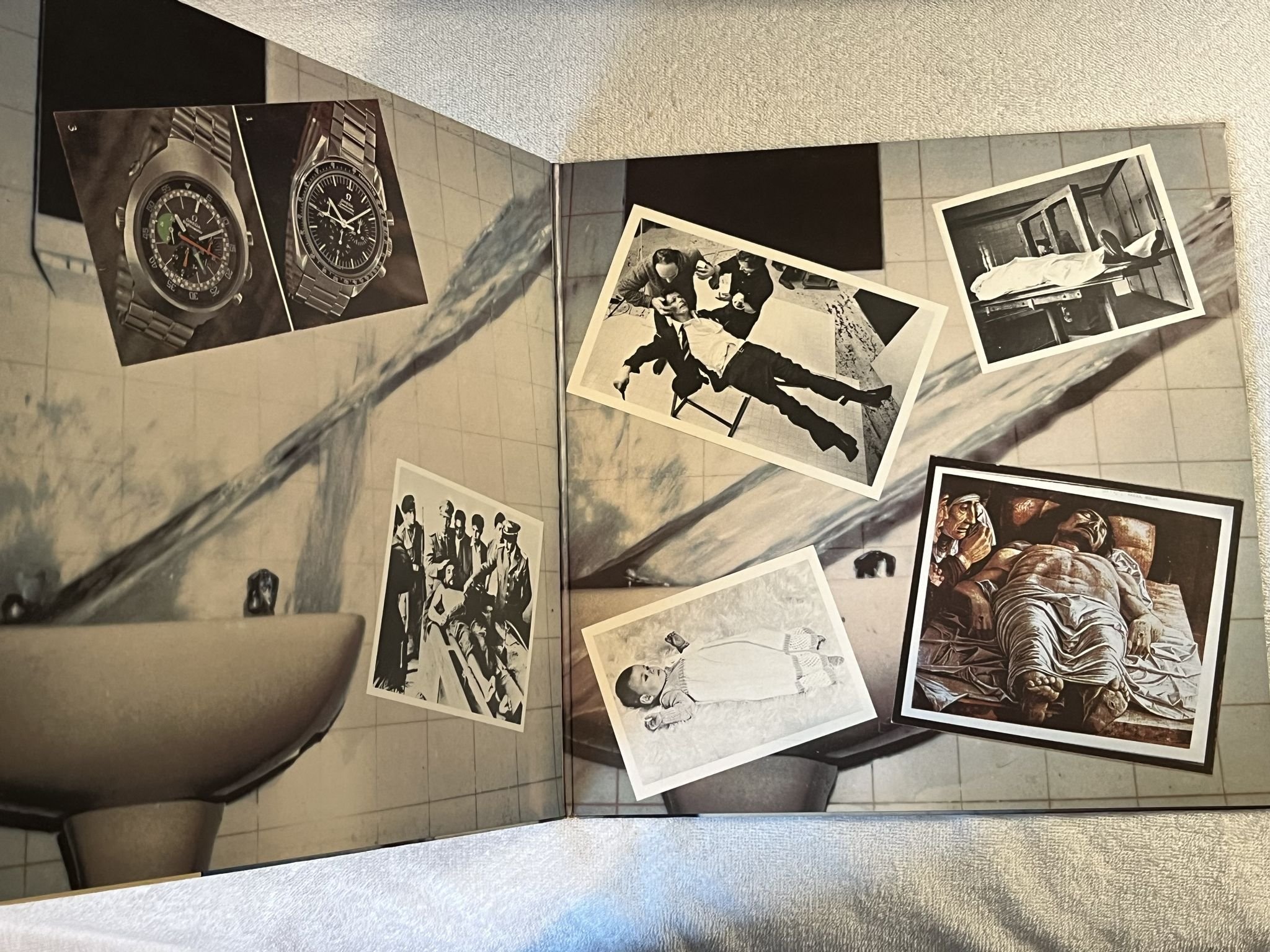 Omslagsbild för skivan DAVID BOWIE lodger LP -79 UK RCA BOW LP 1