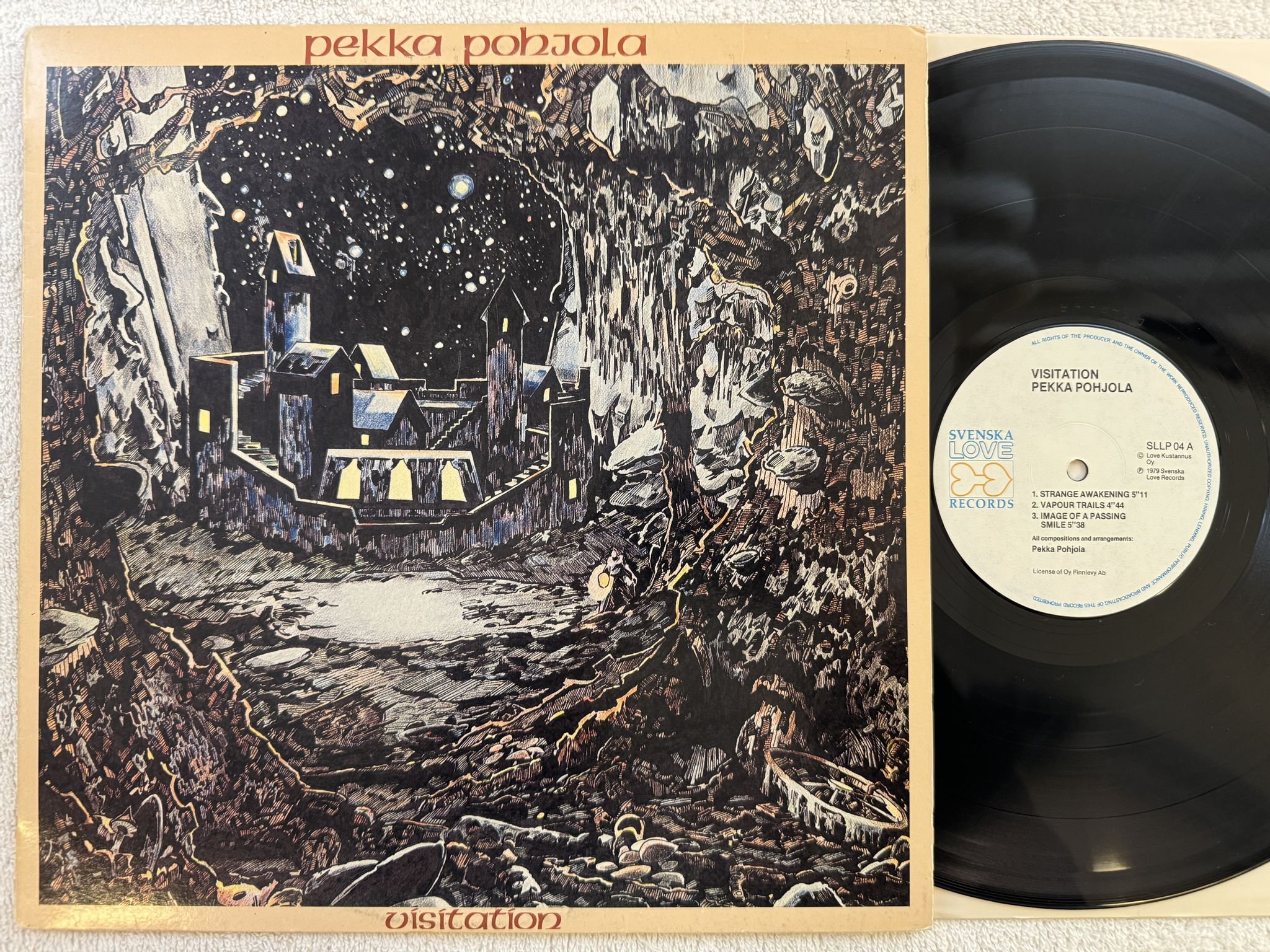 Omslagsbild för skivan PEKKA POHJOLA visitation LP -79 Fin DIG IT DIGLP 4 *** PROG JAZZ ***