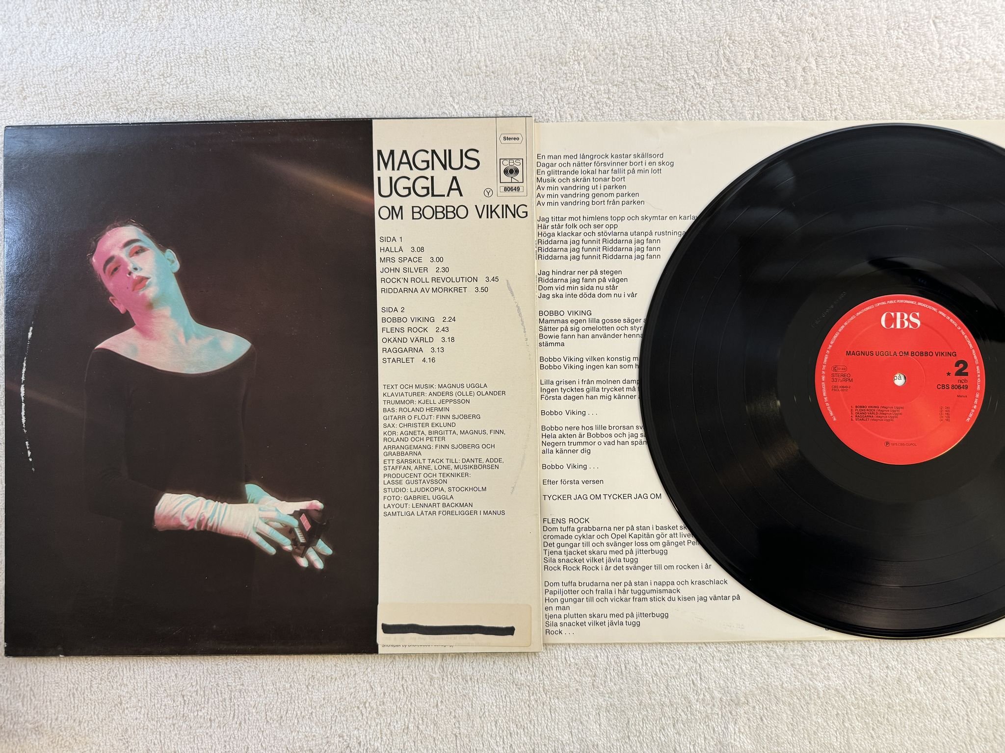 Omslagsbild för skivan MAGNUS UGGLA om Bobbo Viking LP re ncb CBS 80649