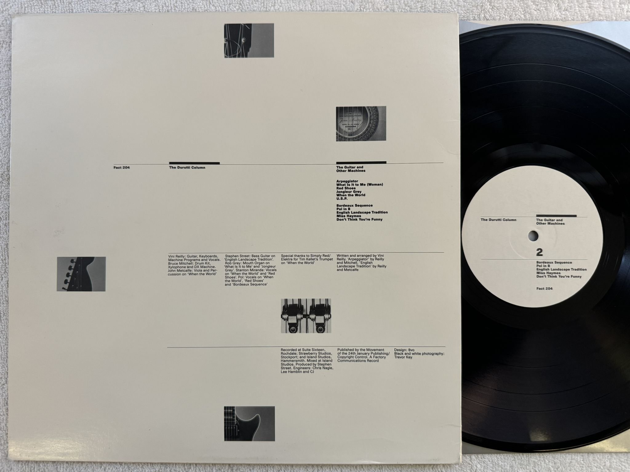 Omslagsbild för skivan THE DURUTTI COLUMN The Guitar And Other Machines LP -87 UK factory Fact 204