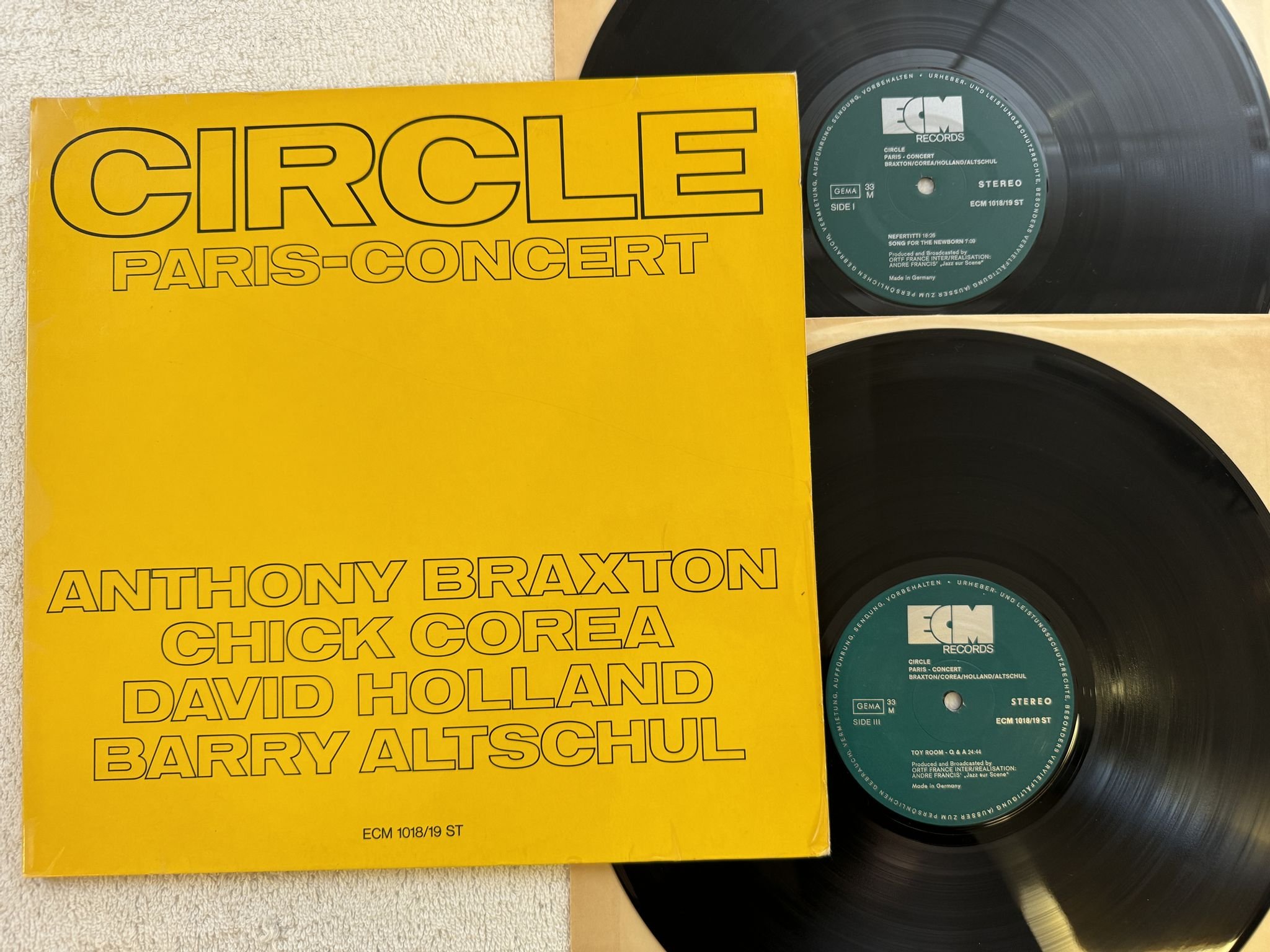 Omslagsbild för skivan CIRCLE Paris - concert 2xLP Ger ECM 108/19 *** Avant-garde Jazz ***