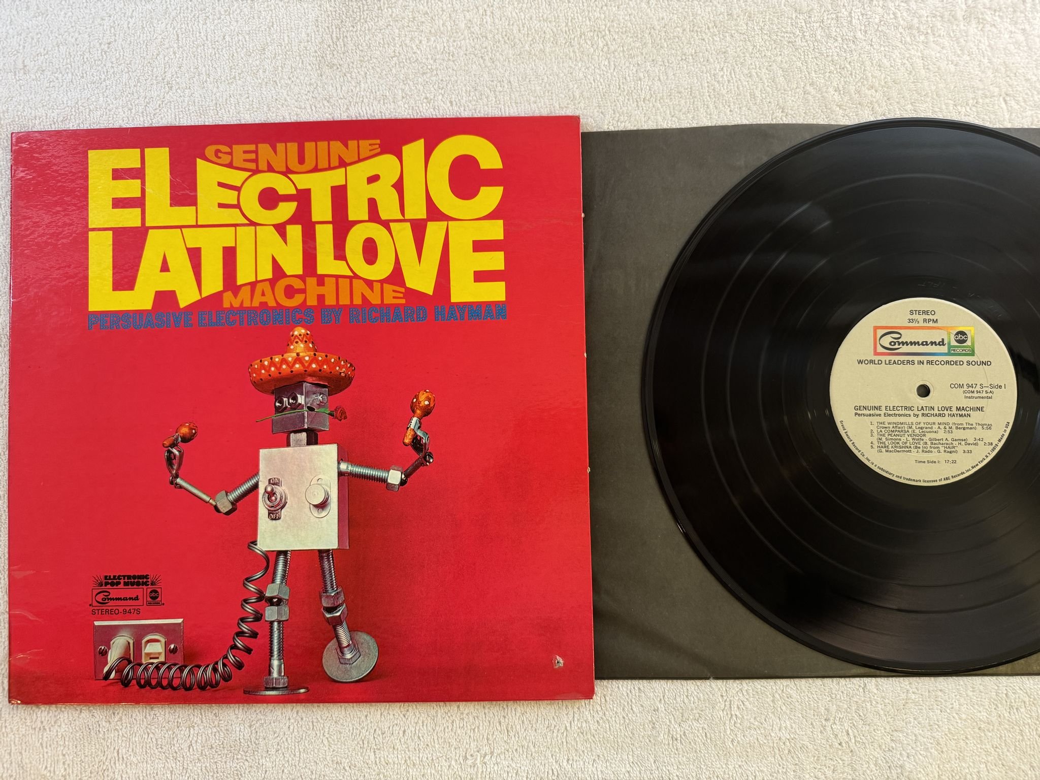 Omslagsbild för skivan RICHARD HAYMAN genuine electric latin love machine LP -69 US COMMAND COM 947 S