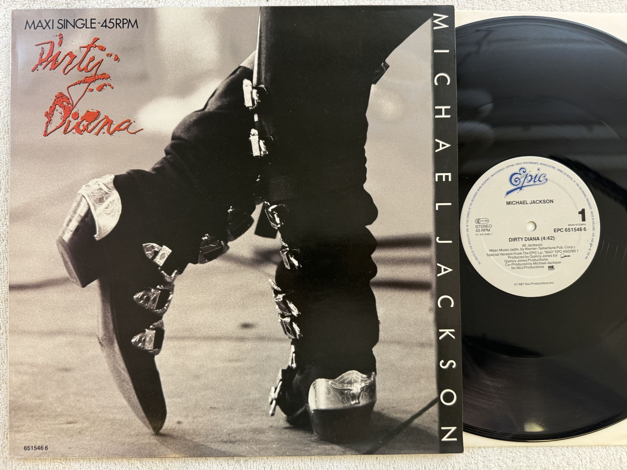 Omslagsbild för skivan MICHAEL JACKSON dirty Diana 12" -88 Hol EPIC EPC 6515466