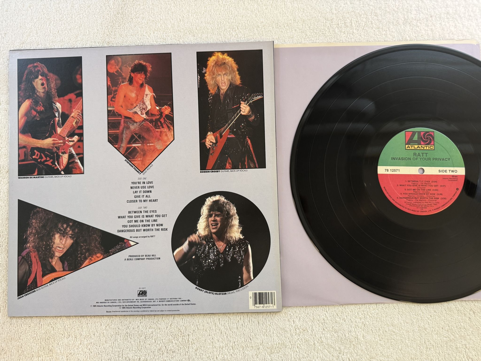 Omslagsbild för skivan RATT invasion of your privacy LP -85 Can ATLANTIC 78 12571