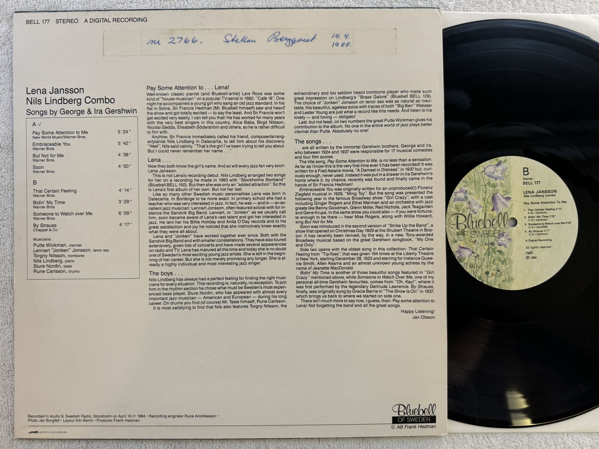 Omslagsbild för skivan LENA JANSSON pay some attention to me LP -84 Swe BLUEBELL BELL 177