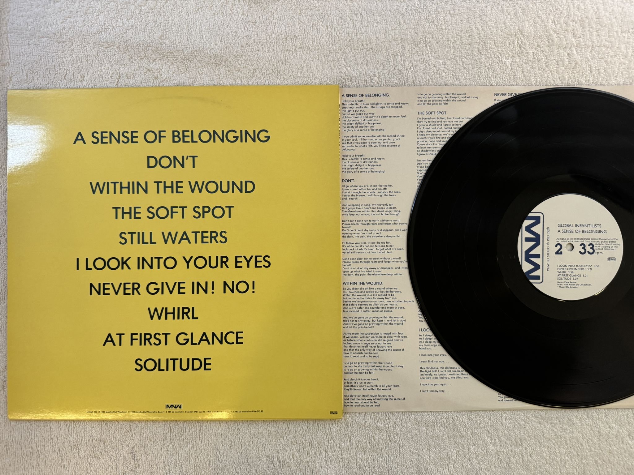 Omslagsbild för skivan THE GLOBAL INFANTILISTS A Sense Of Belonging LP -83 Swe MNW MNWP 133