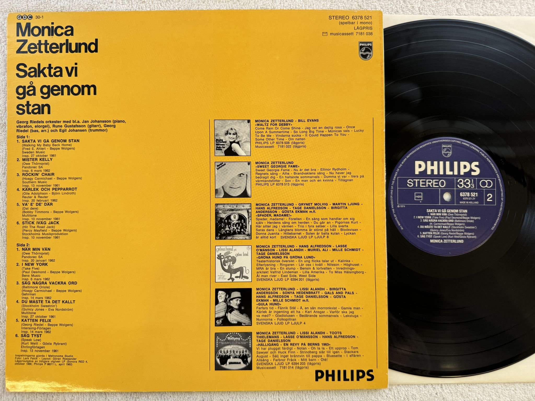 Omslagsbild för skivan MONICA ZETTERLUND sakta vi gå genom stan LP -74 PHILIPS 6378521