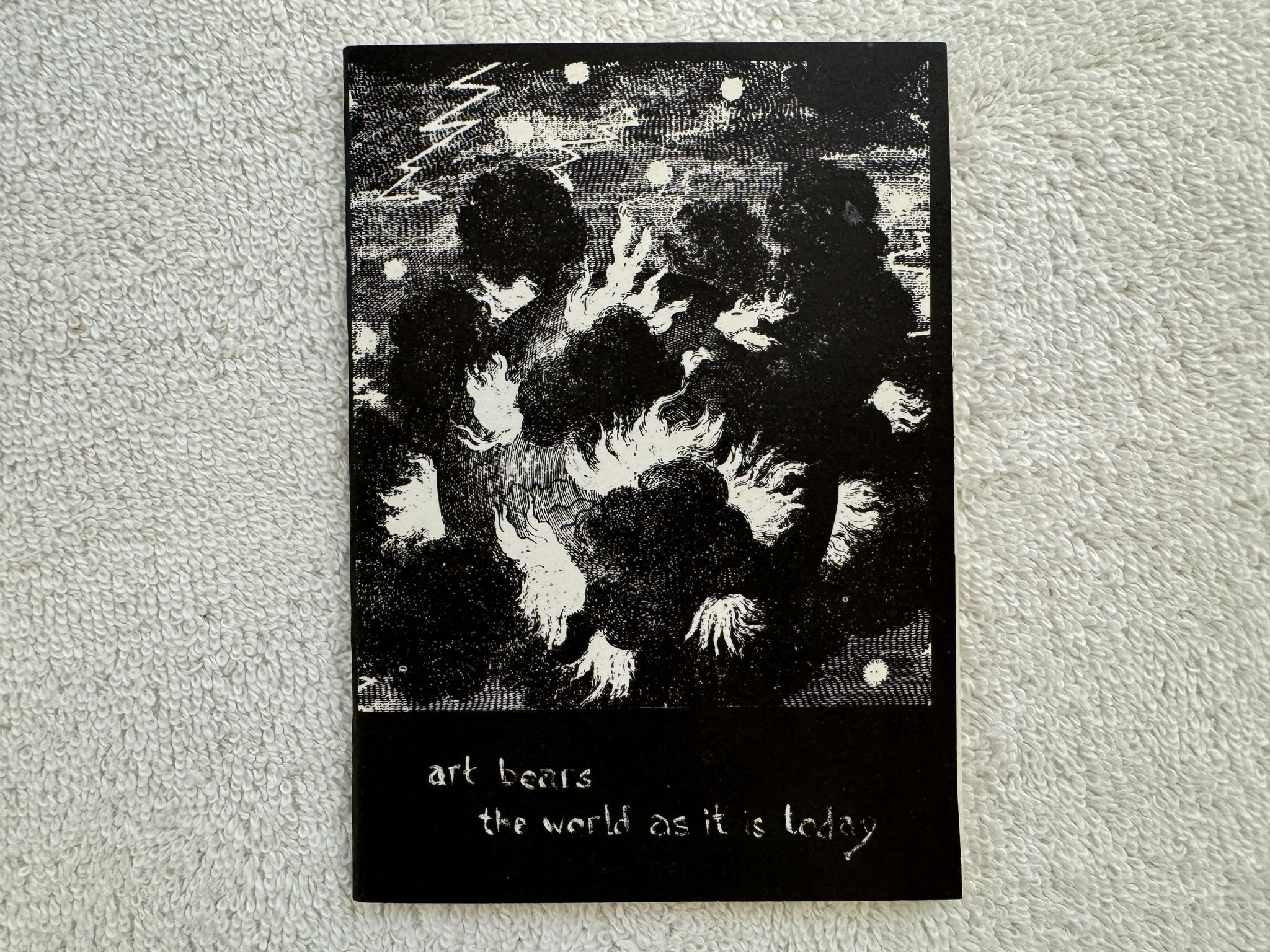 Omslagsbild för skivan ART BEARS the world as it is today LP -81 UK Re 6622 *** ART ROCK ***