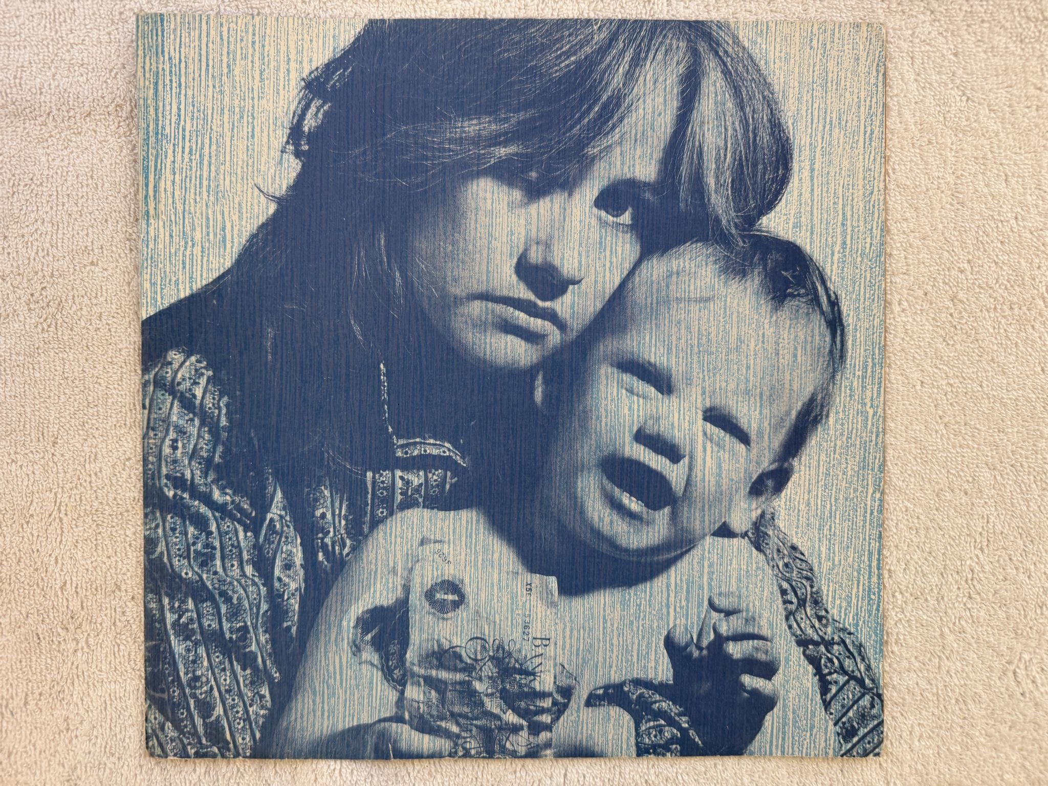 Omslagsbild för skivan TONY McPHEE the hunt LP -73 UK WWA 001 *** Die-Cut Cover ***