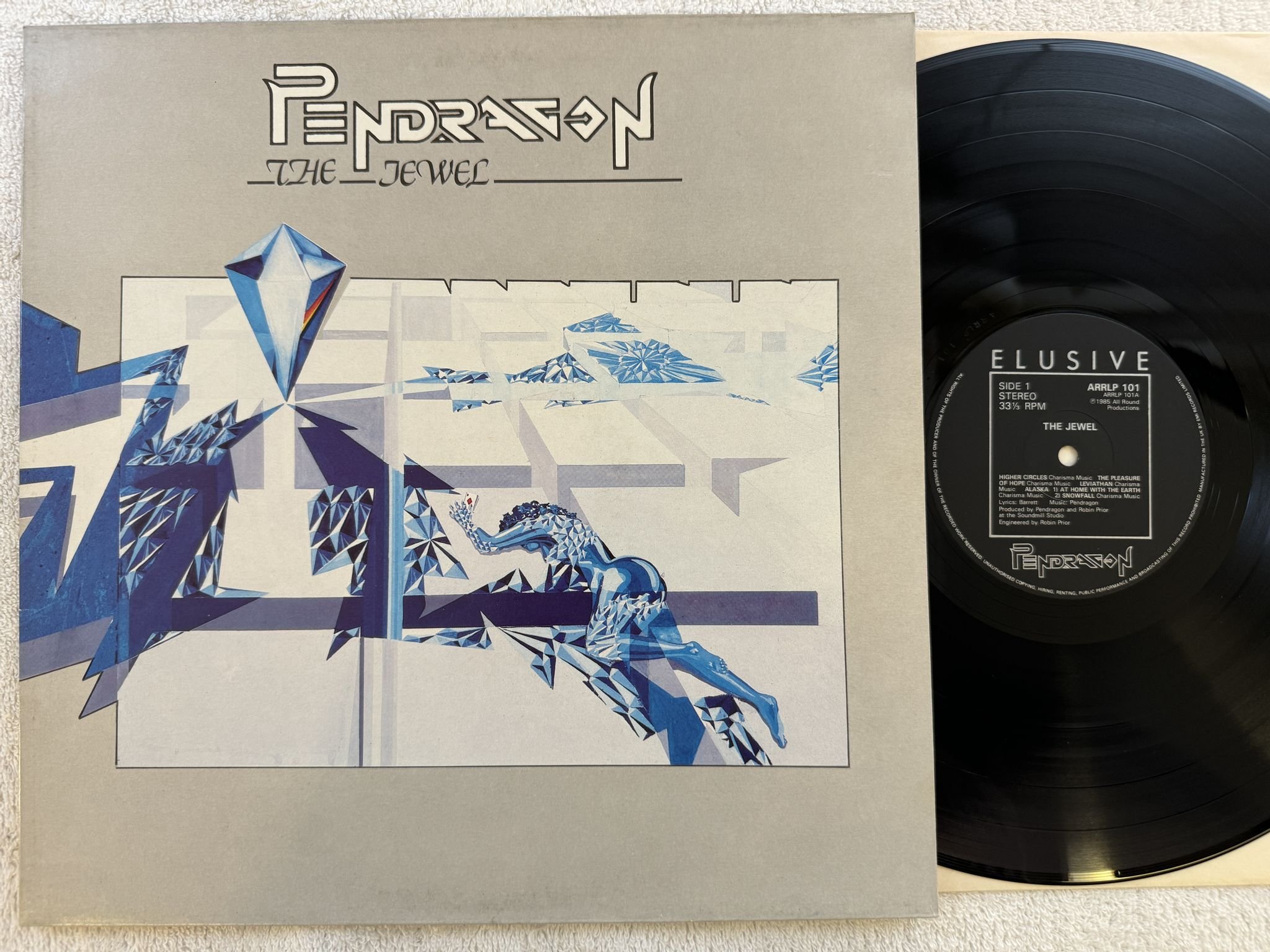 Omslagsbild för skivan PENDRAGON The Jewel LP -85 UK ELUSIVE ARRLP 101