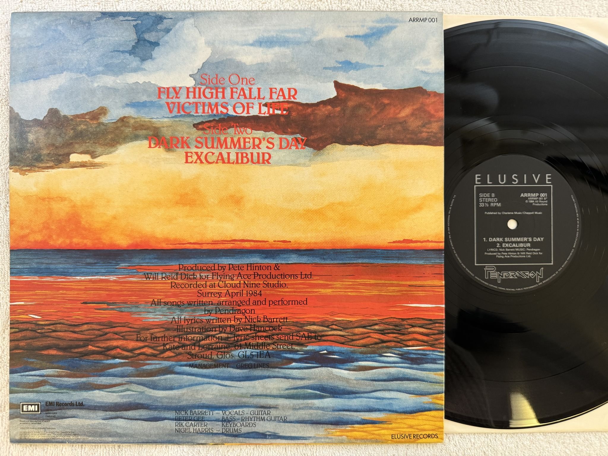 Omslagsbild för skivan PENDRAGON Fly High Fall Far LP -84 UK ELUSIVE ARRMP 001