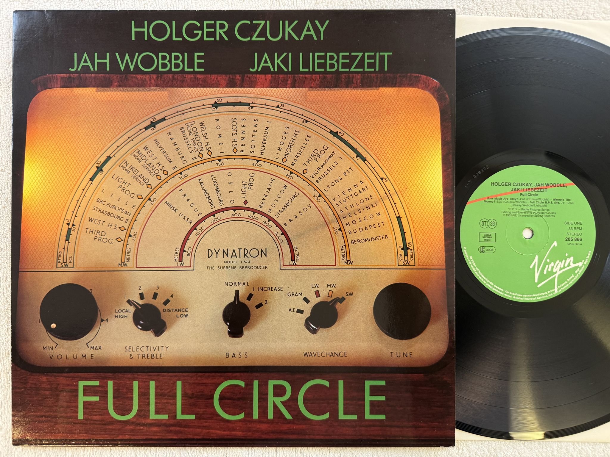 Omslagsbild för skivan Holger Czukay, Jah Wobble, Jaki Liebezeit – Full Circle LP -82 VIRGIN 205 866