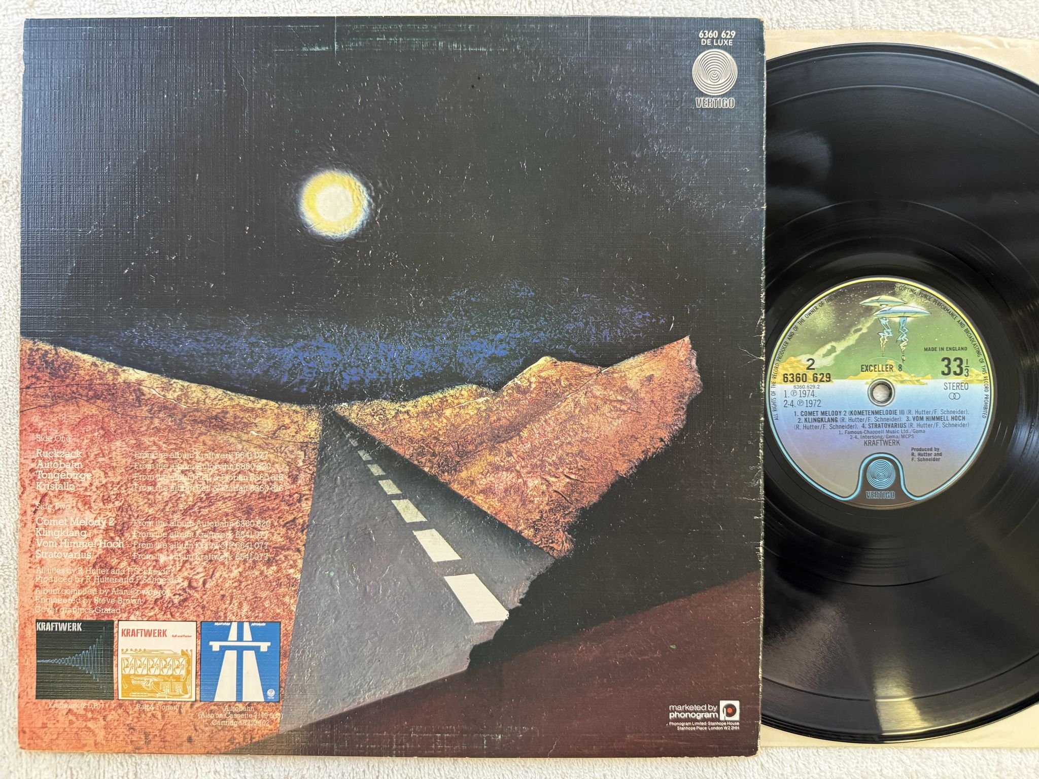 Omslagsbild för skivan KRAFTWERK exceller 8 ( ...best of ) LP -75 UK VERTIGO 6360 629