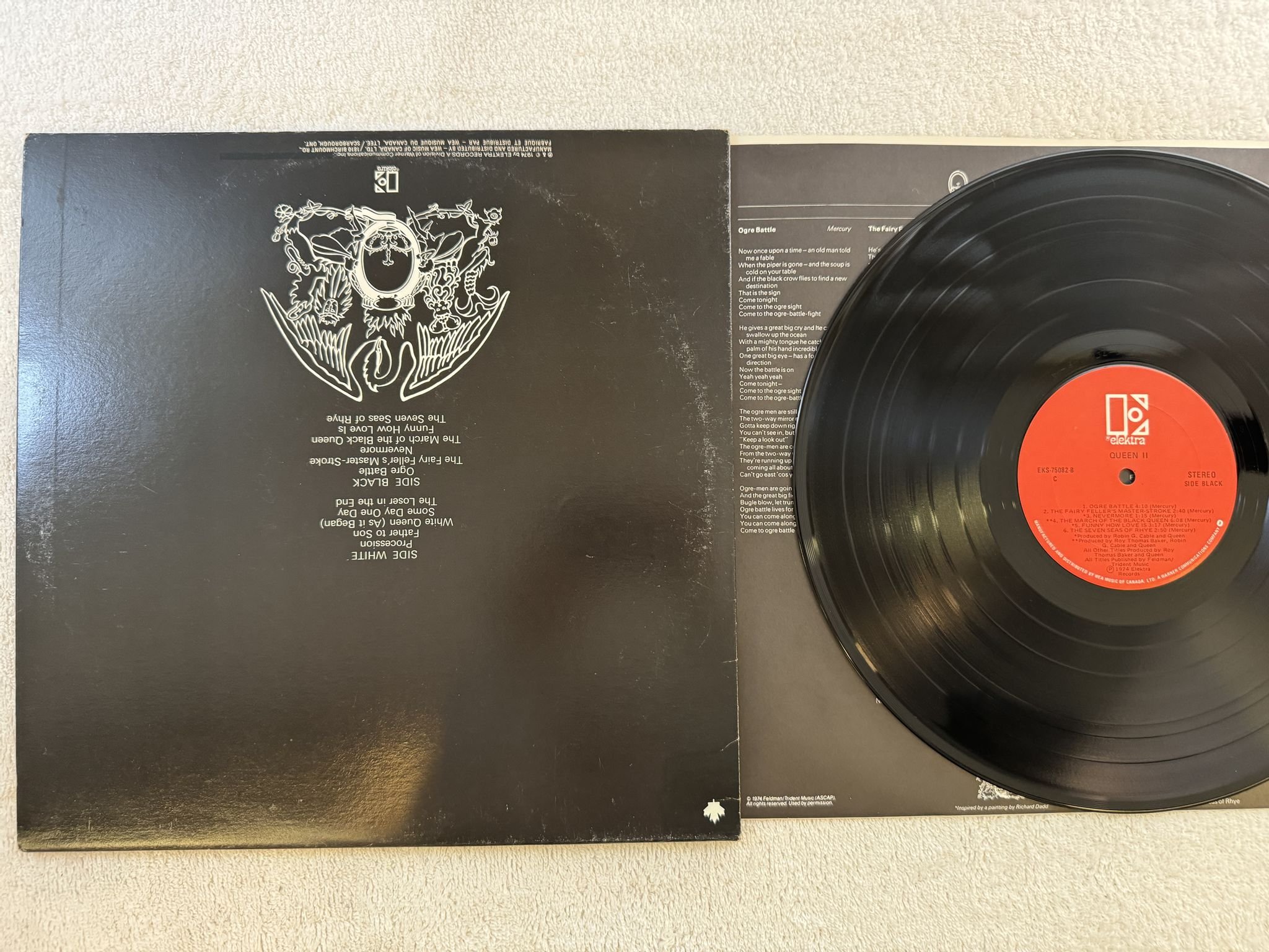 Omslagsbild för skivan QUEEN II LP -74 Can ELEKTRA EKS 75082